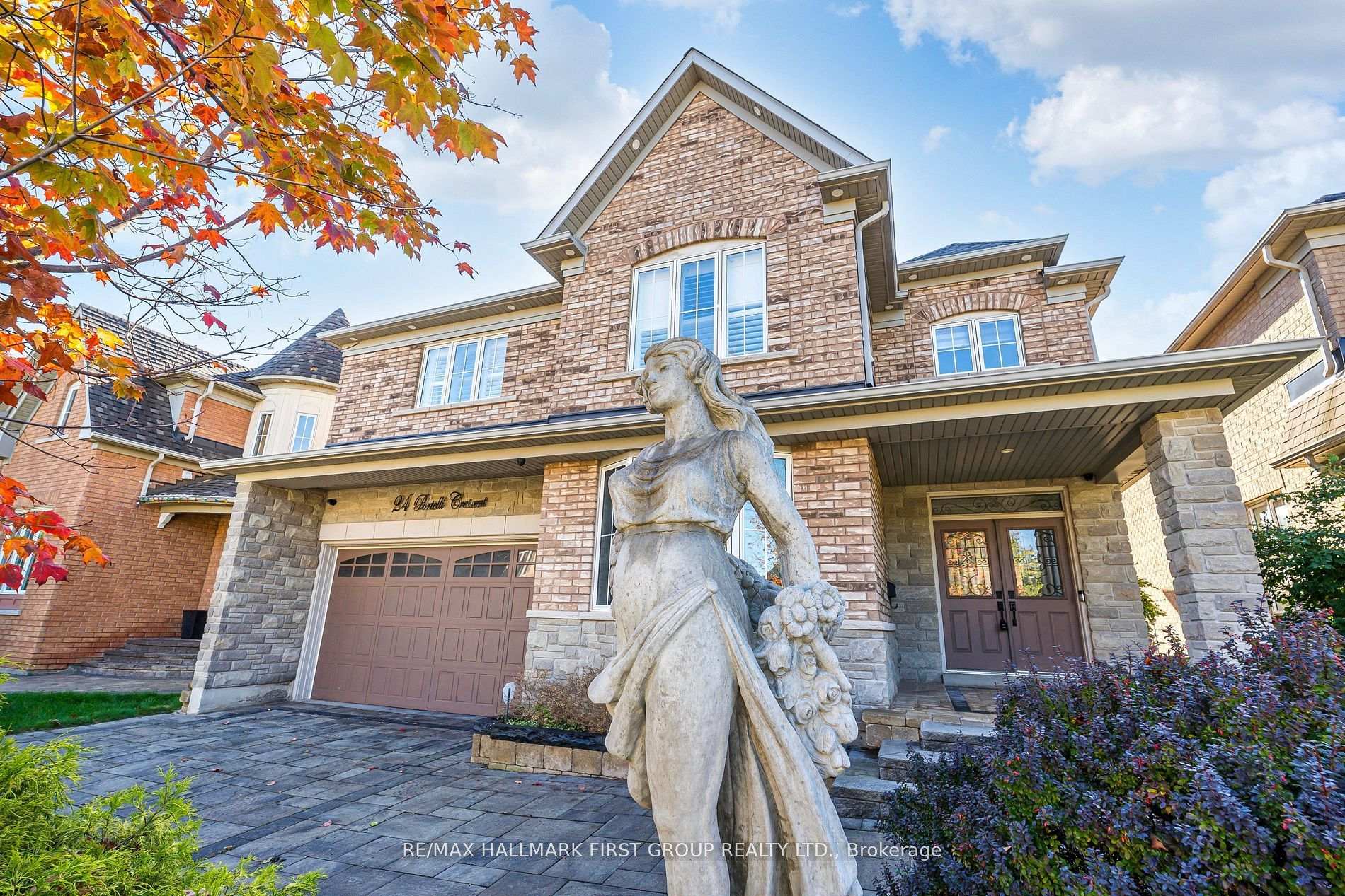 Photo 21 of 24 Portelli Crescent, Ajax, Northeast Ajax — HOMEH