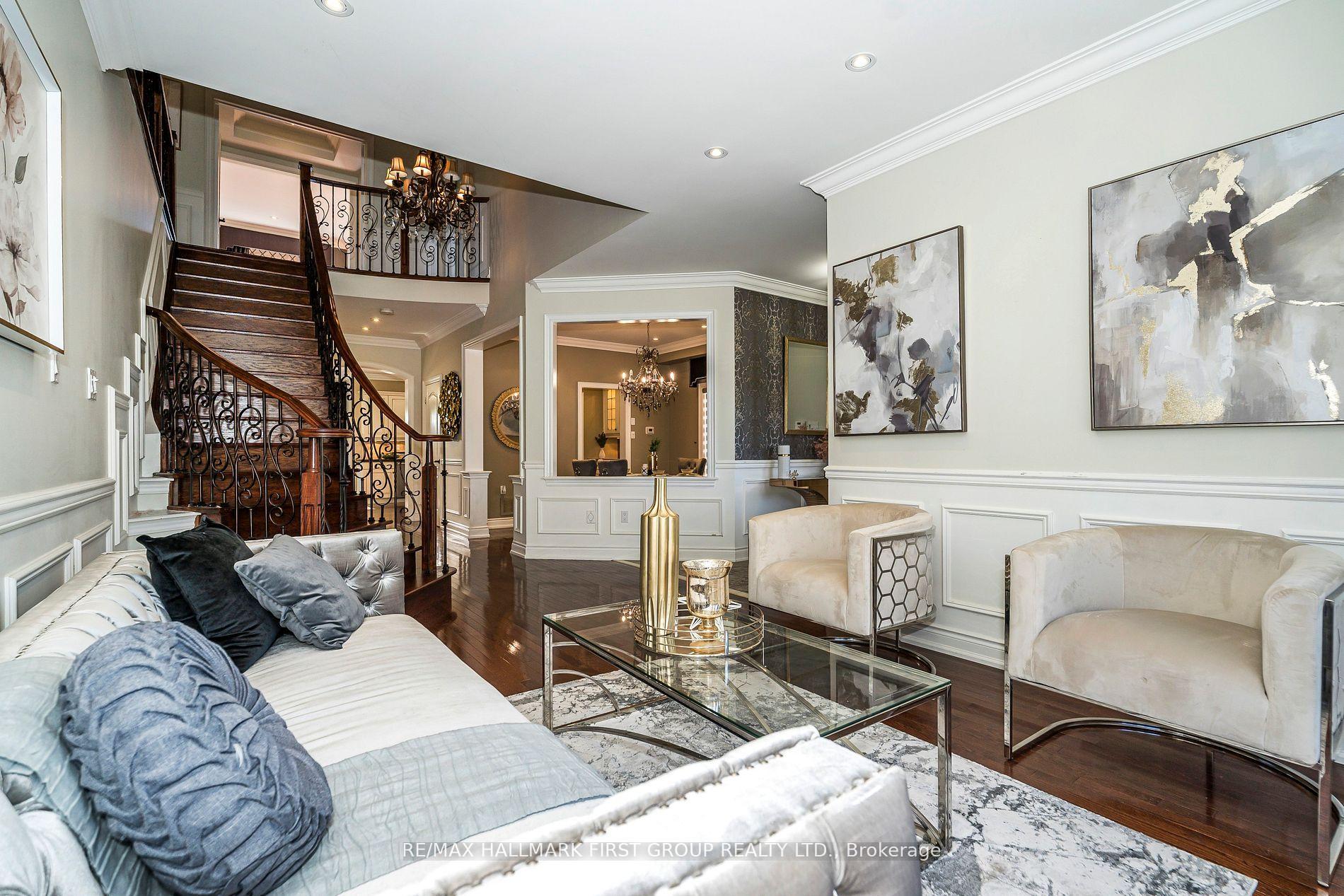 Photo 6 of 24 Portelli Crescent, Ajax, Northeast Ajax — HOMEH