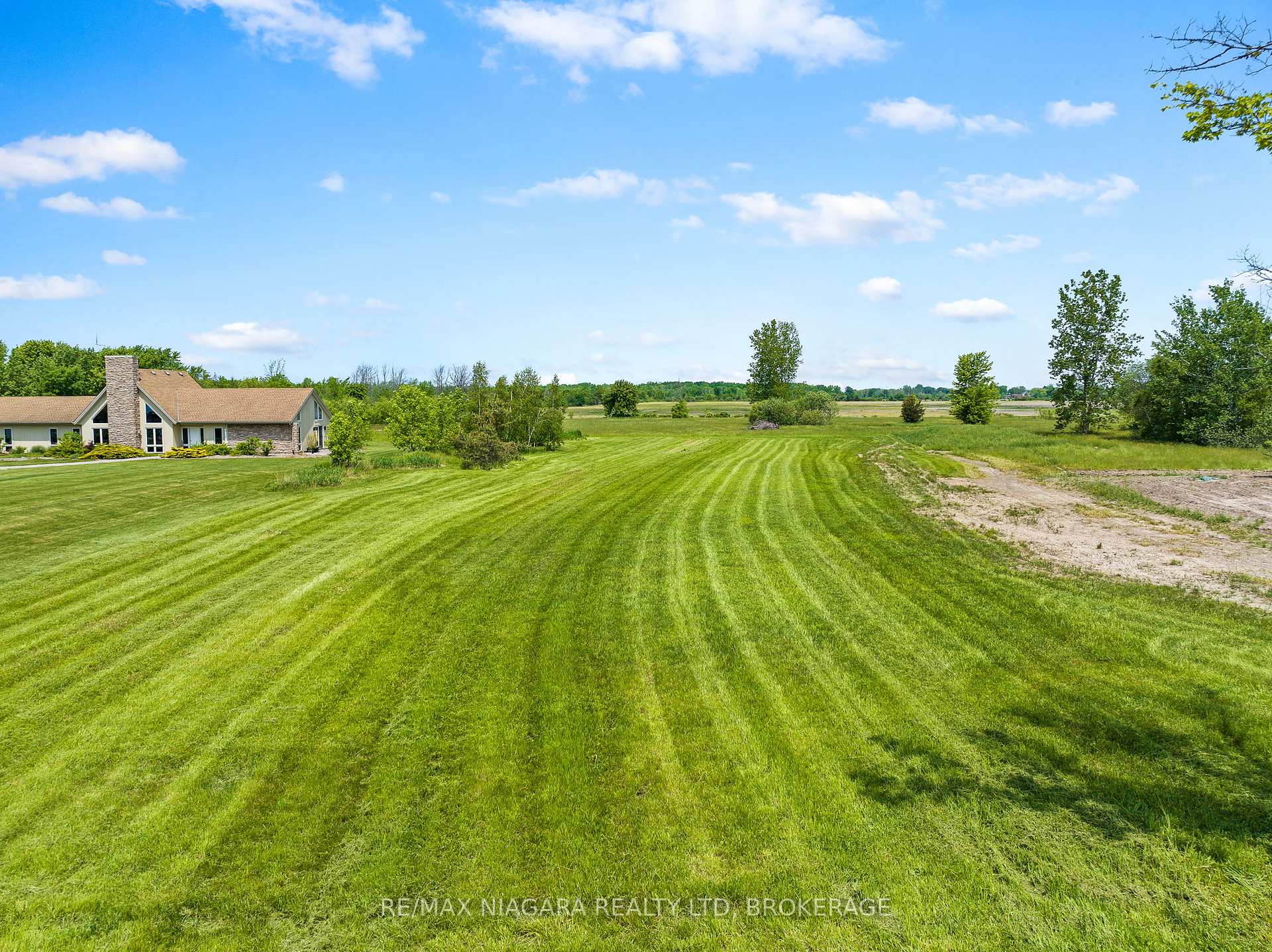 Photo 16 of N/S Lakeshore Road, Wainfleet, Lakeshore — HOMEH