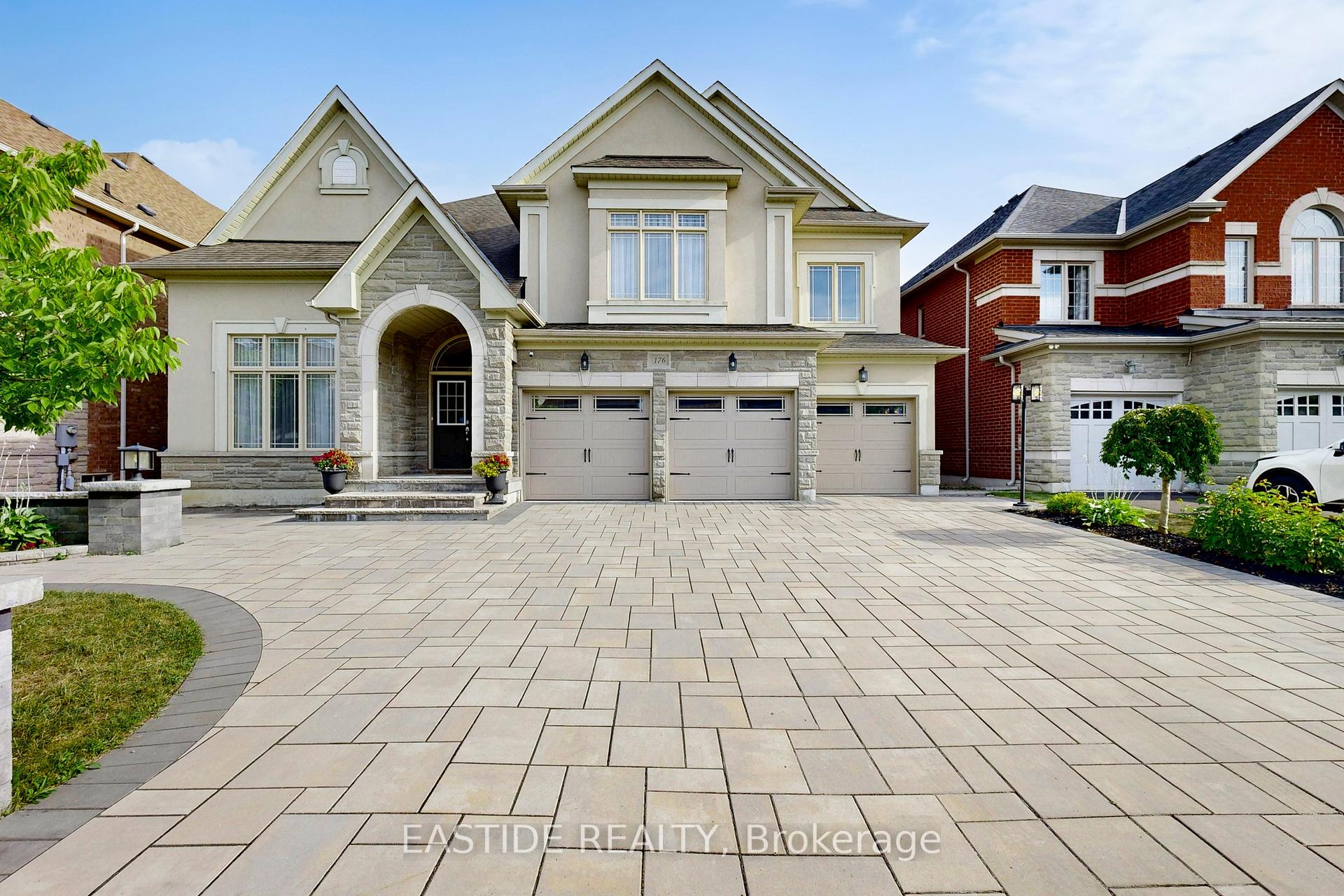 Photo 1 of 176 Upper Post Road, Vaughan, Patterson — HOMEH