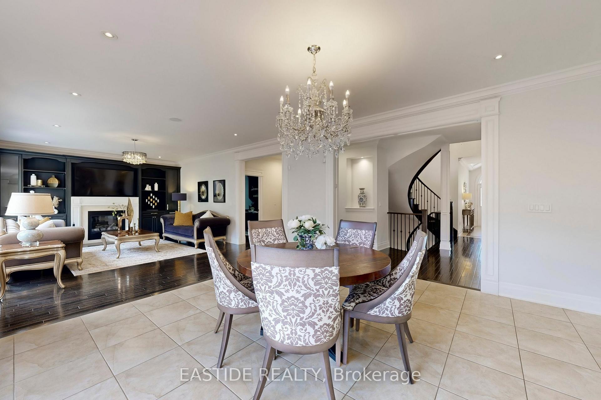 Photo 12 of 176 Upper Post Road, Vaughan, Patterson — HOMEH