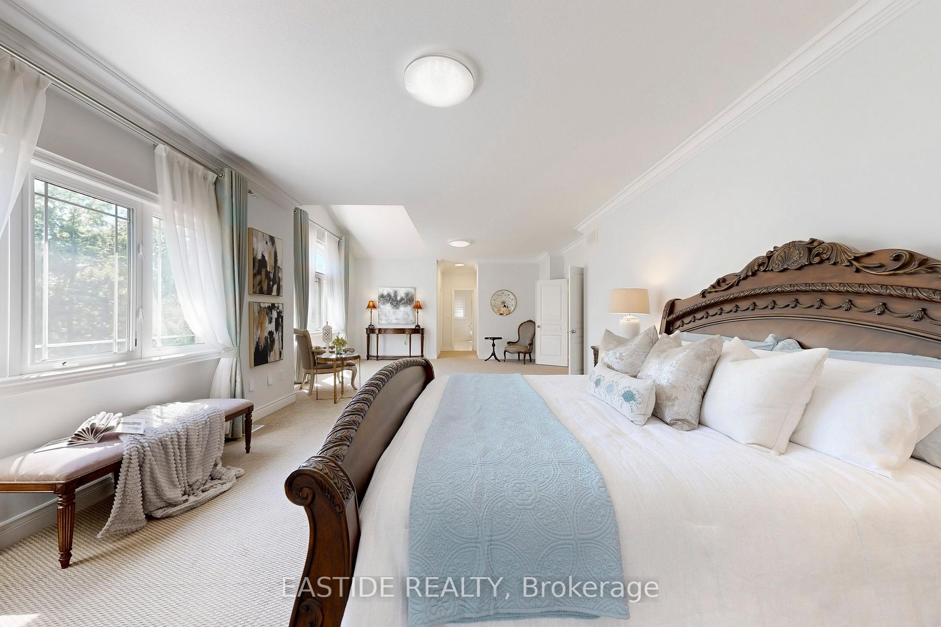 Photo 24 of 176 Upper Post Road, Vaughan, Patterson — HOMEH