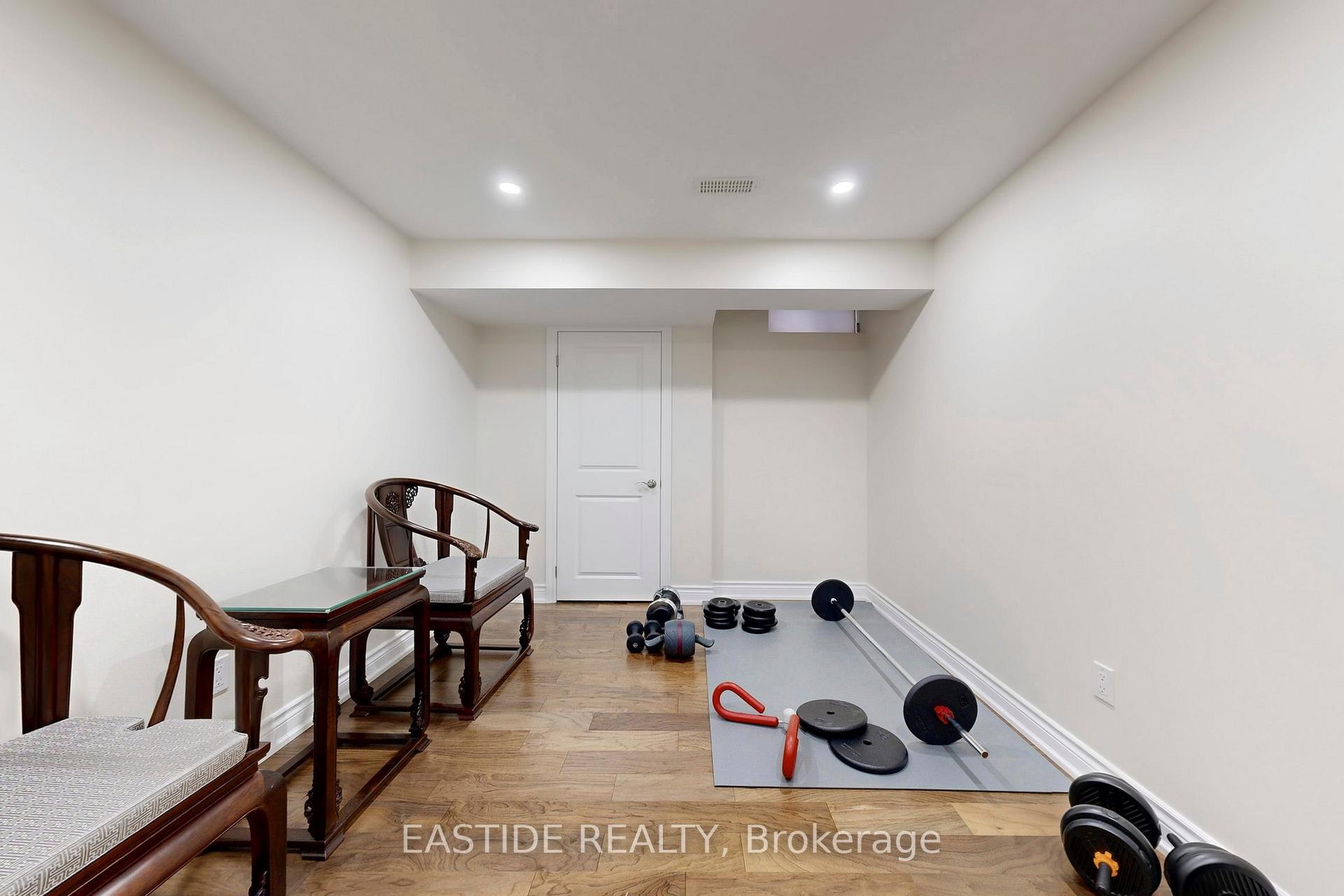 Photo 45 of 176 Upper Post Road, Vaughan, Patterson — HOMEH
