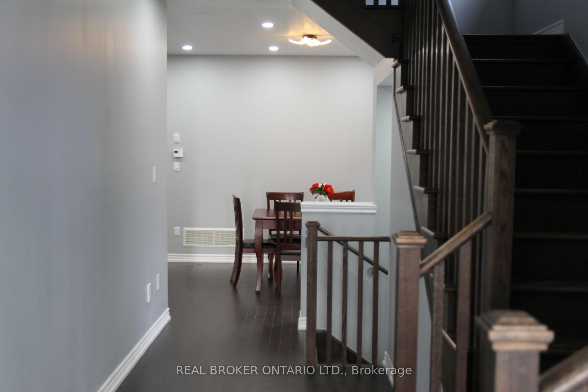 Photo 3 of 31 Swordfish Drive, Whitby, Lynde Creek — HOMEH