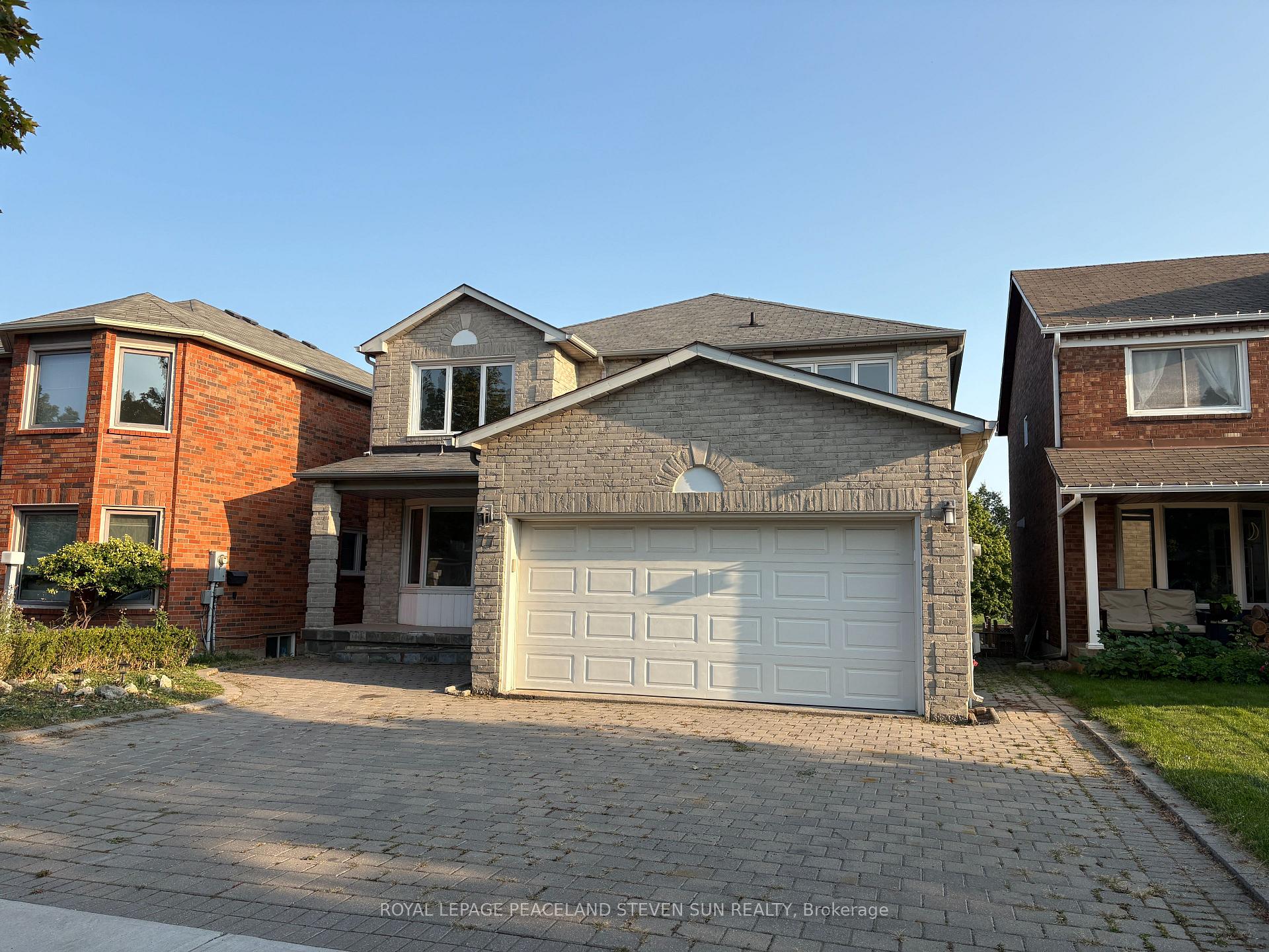 Front of 77 Janesville Road