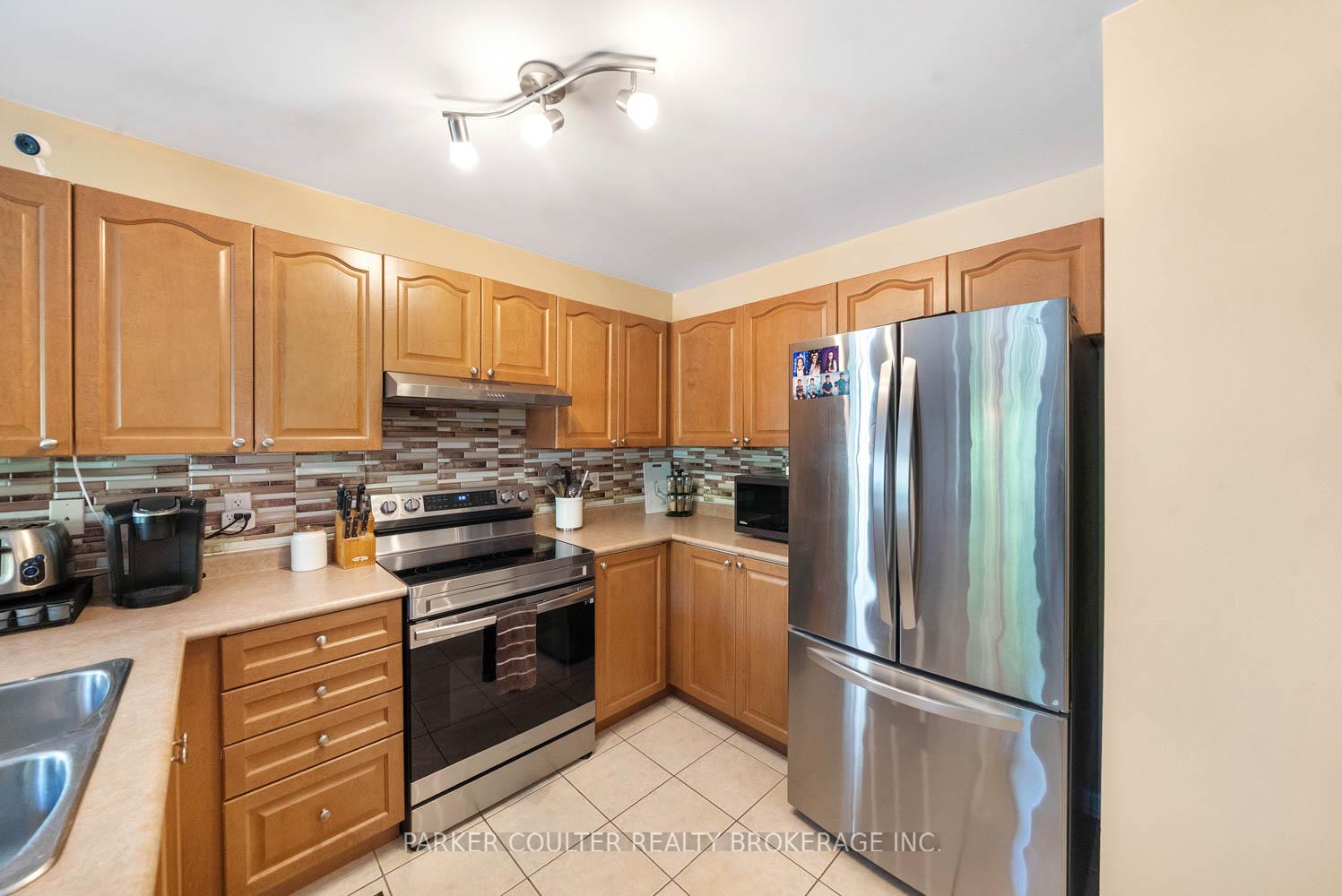 Photo 11 of 15 Rose Valley Way, Wasaga Beach — HOMEH