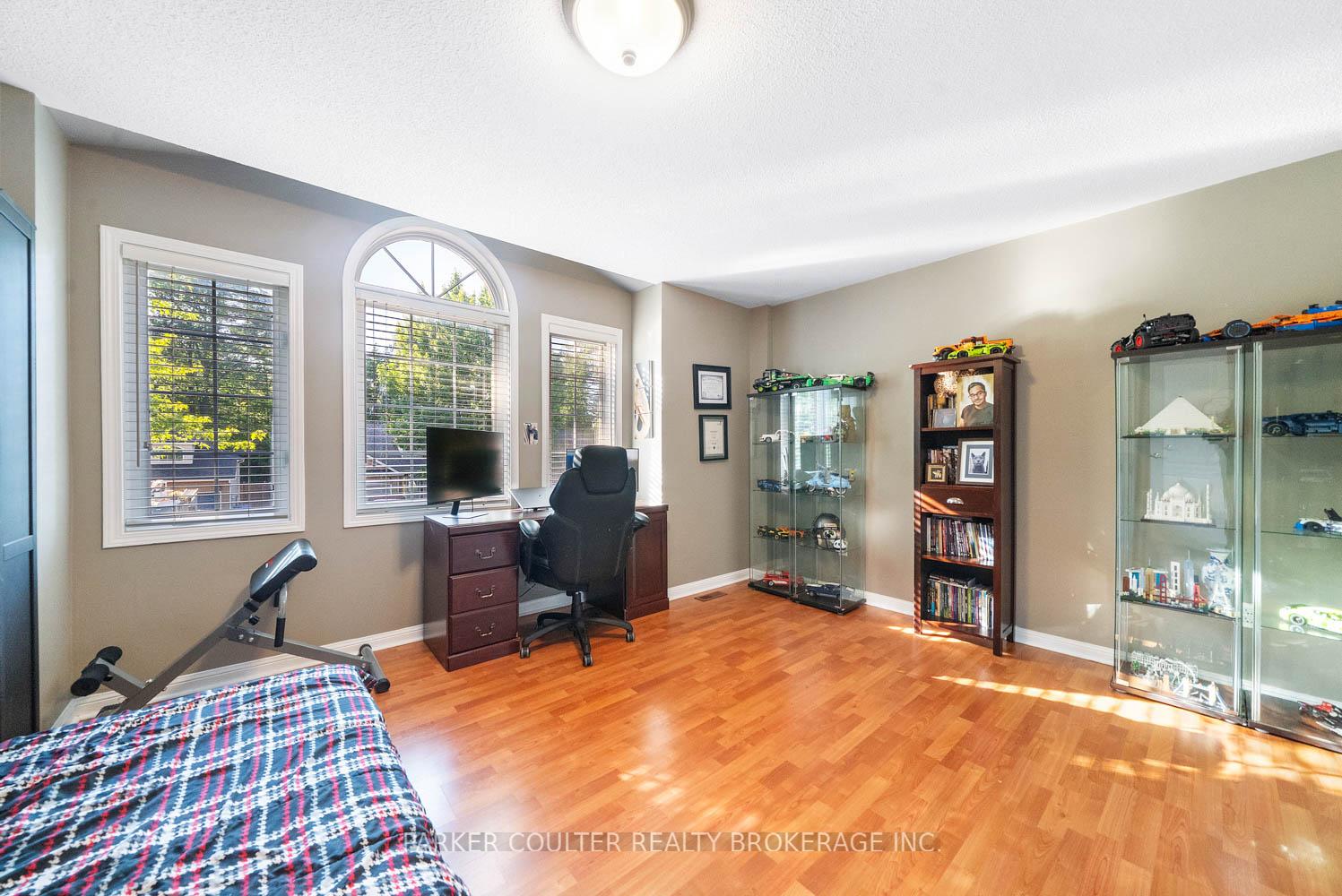 Photo 23 of 15 Rose Valley Way, Wasaga Beach — HOMEH