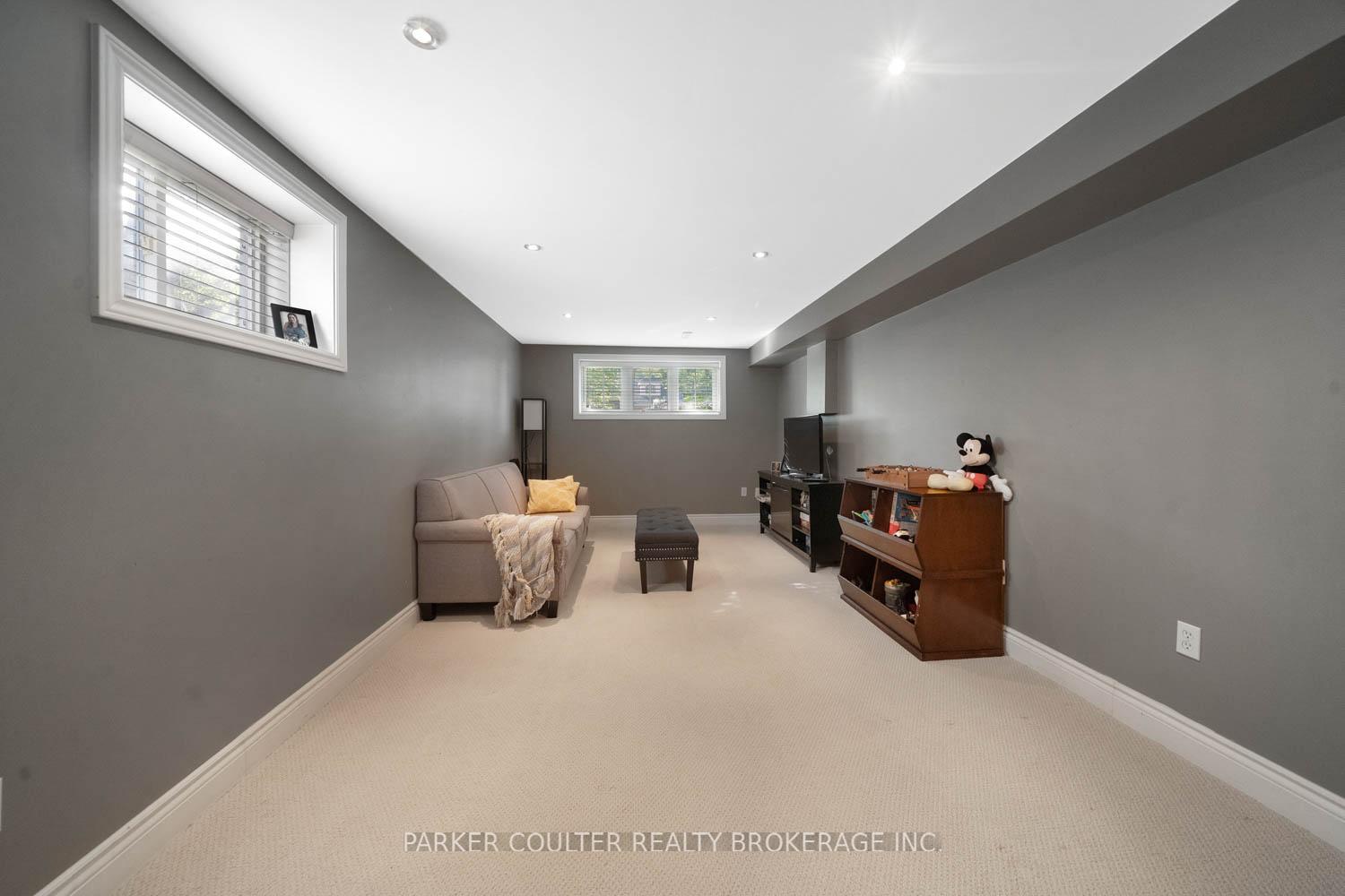Photo 28 of 15 Rose Valley Way, Wasaga Beach — HOMEH
