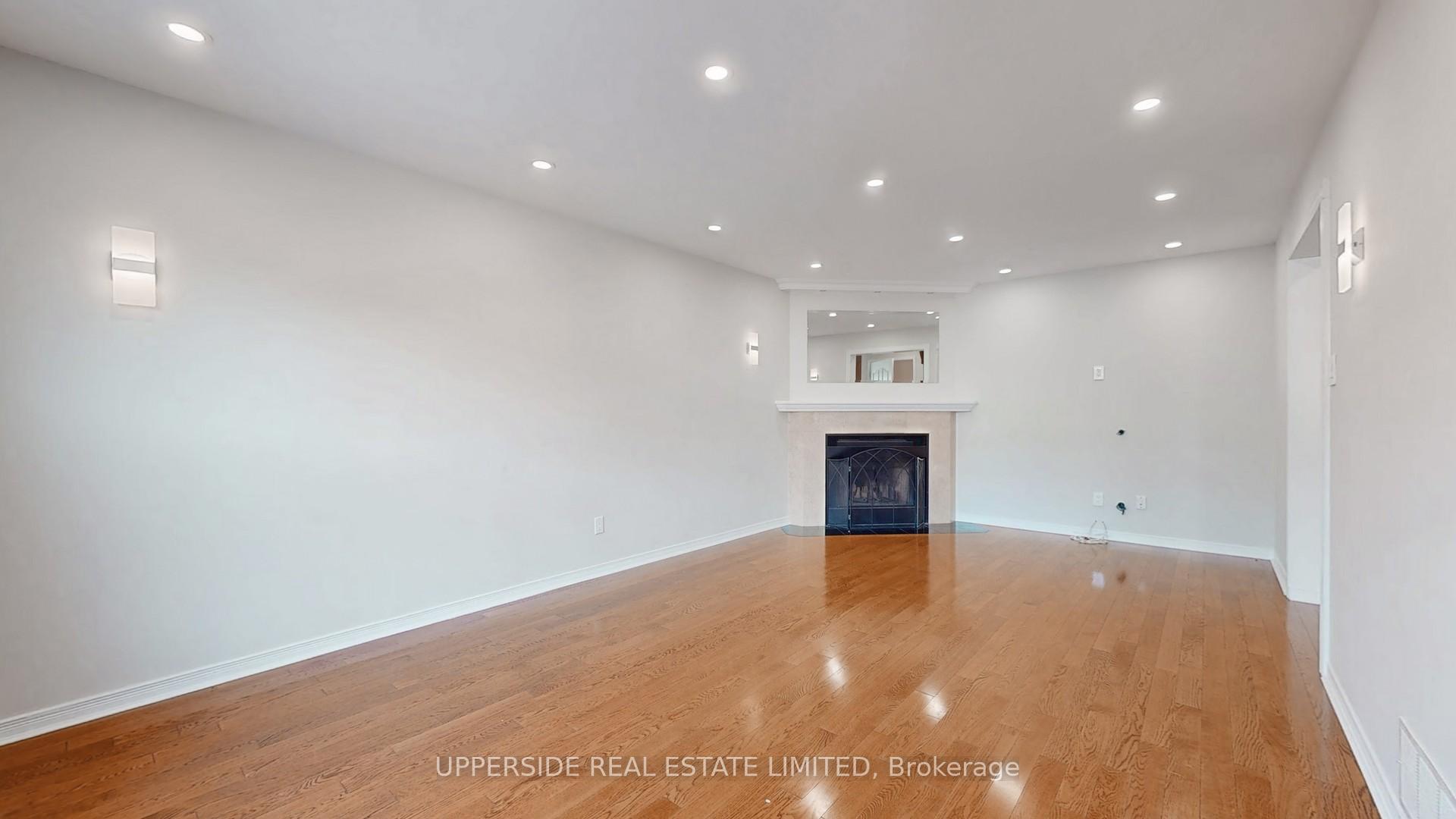 Photo 9 of 29 Judith Avenue, Vaughan, Brownridge — HOMEH