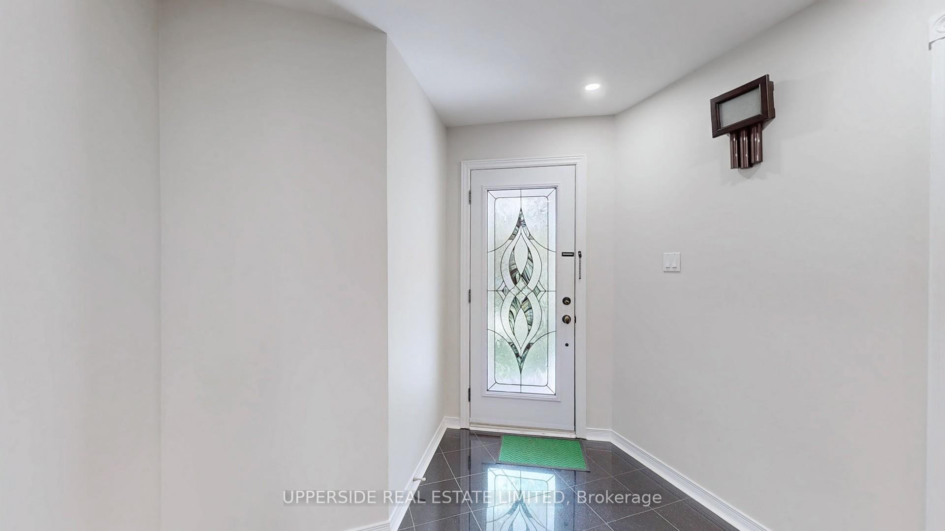 Photo 19 of 29 Judith Avenue, Vaughan, Brownridge — HOMEH