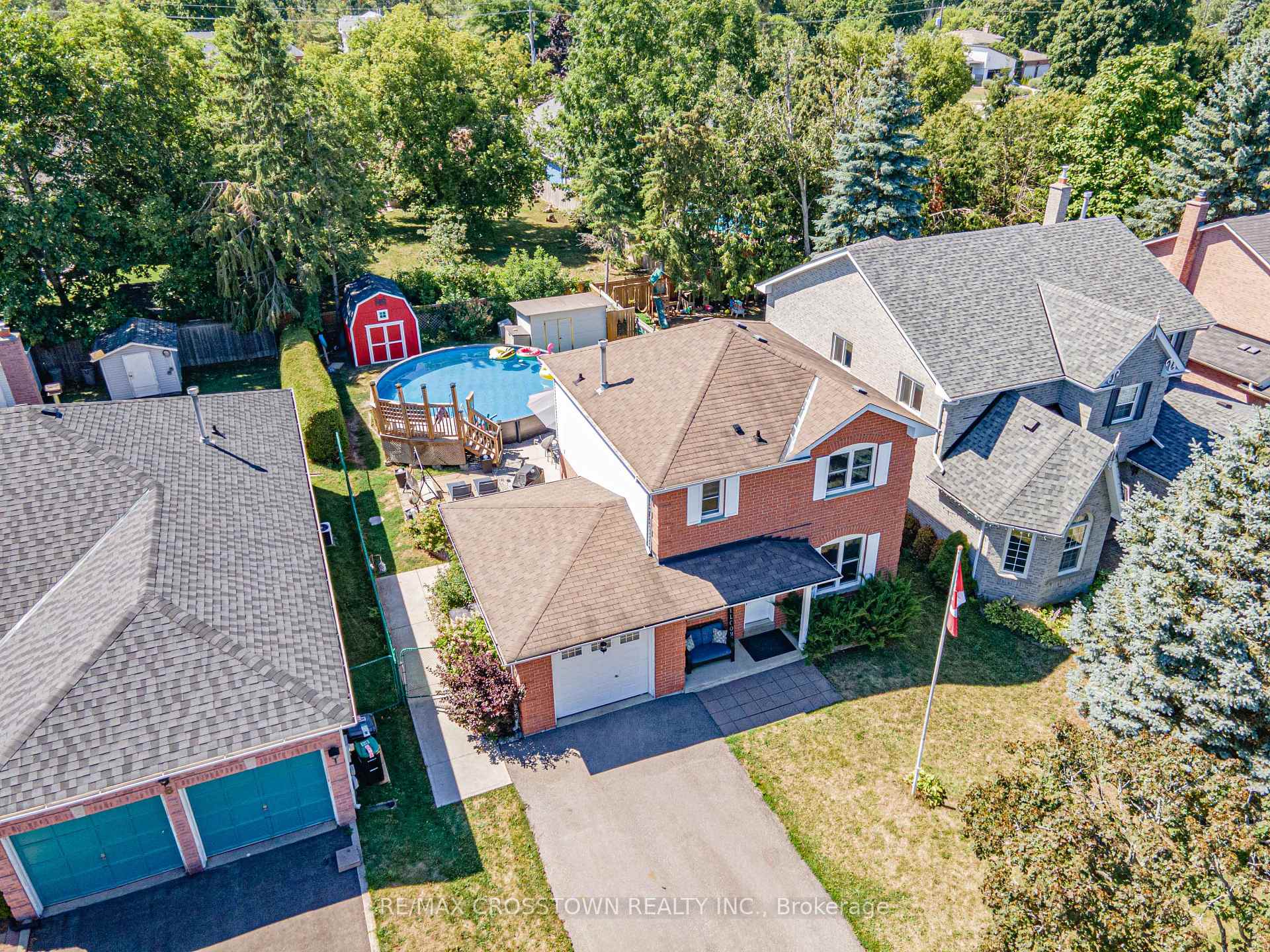 Photo 3 of 10 Carter Road, Barrie, Painswick South — HOMEH