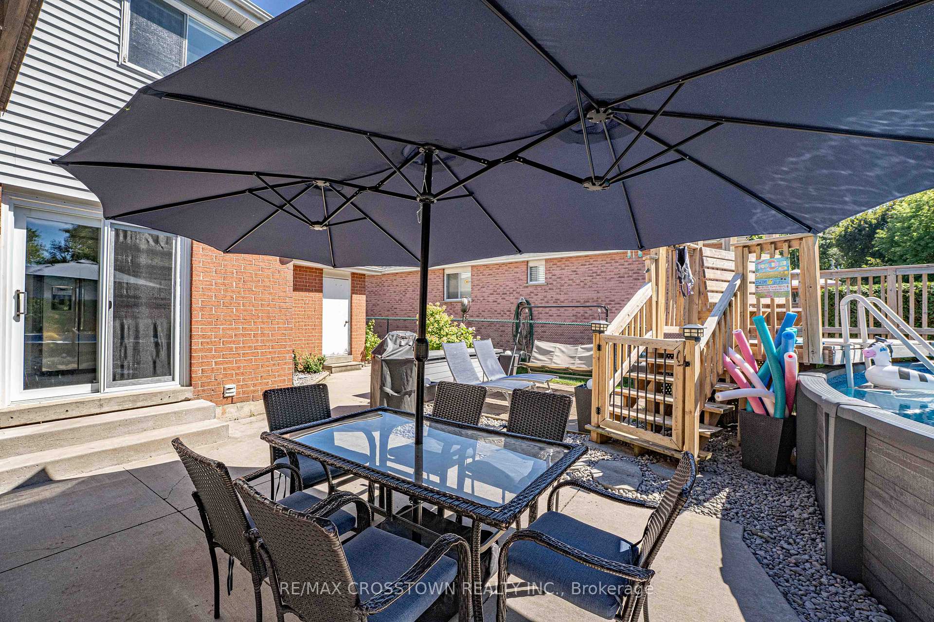 Photo 18 of 10 Carter Road, Barrie, Painswick South — HOMEH