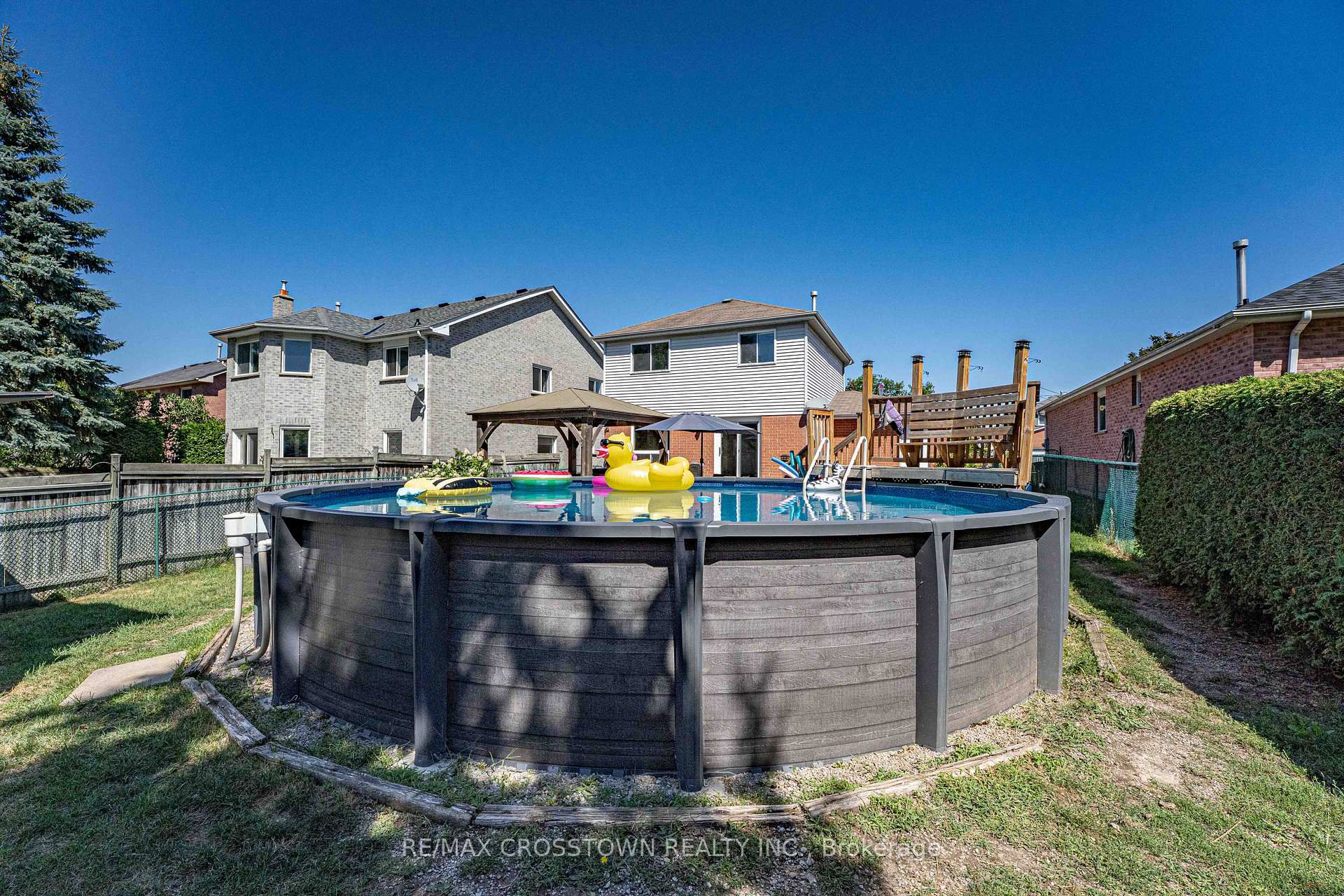 Photo 23 of 10 Carter Road, Barrie, Painswick South — HOMEH