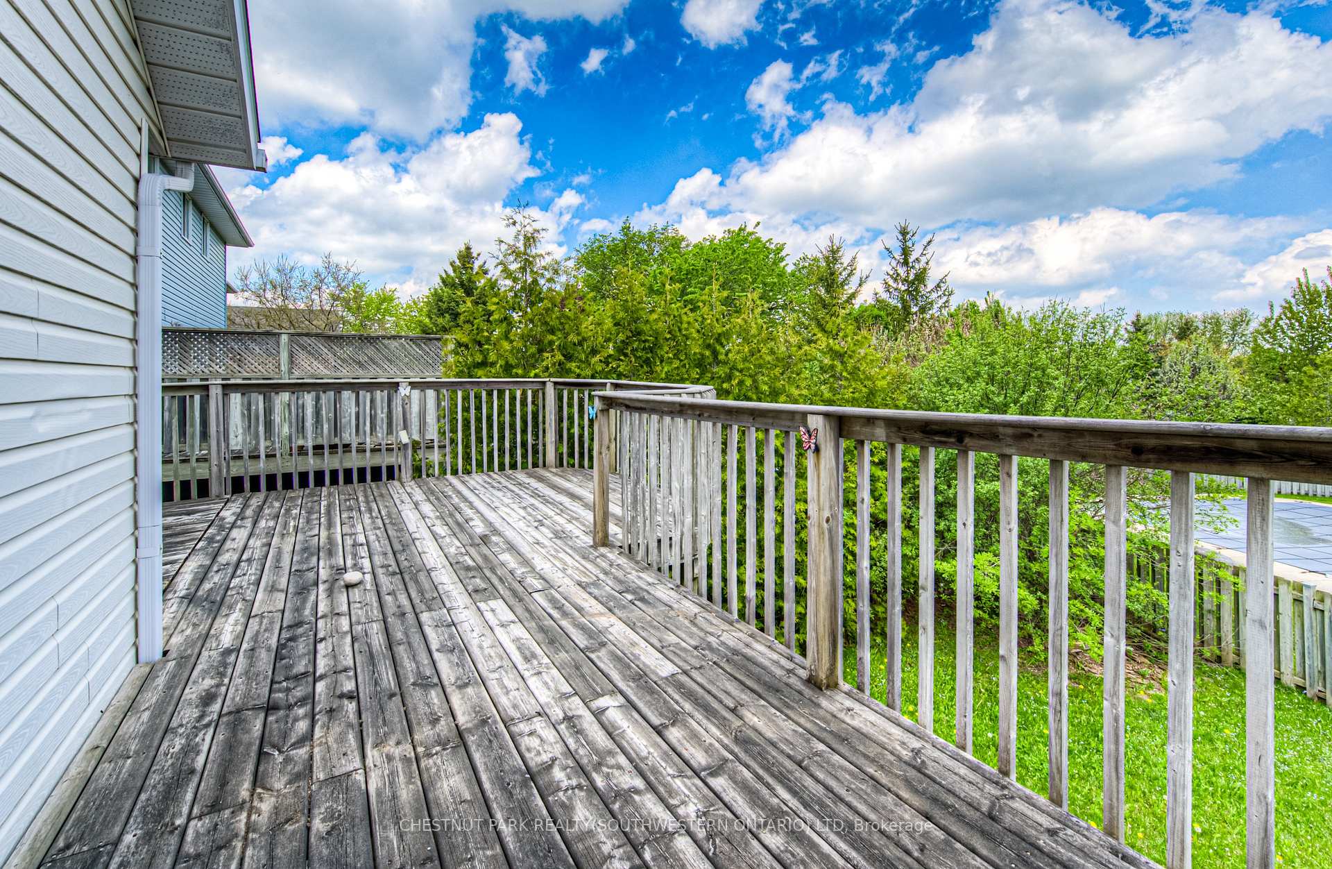 Photo 21 of 619 Westfield Drive, Waterloo — HOMEH