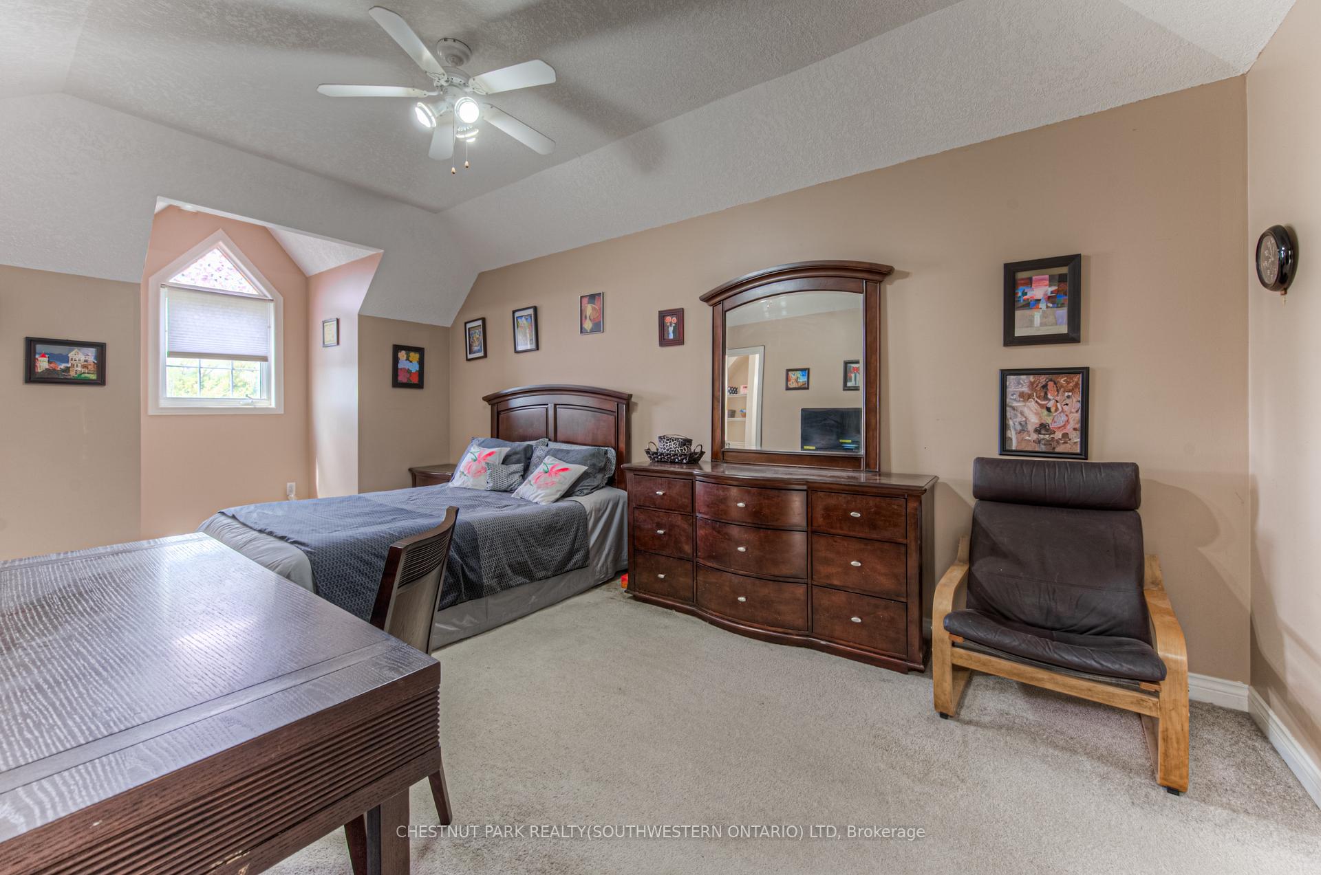 Photo 32 of 619 Westfield Drive, Waterloo — HOMEH