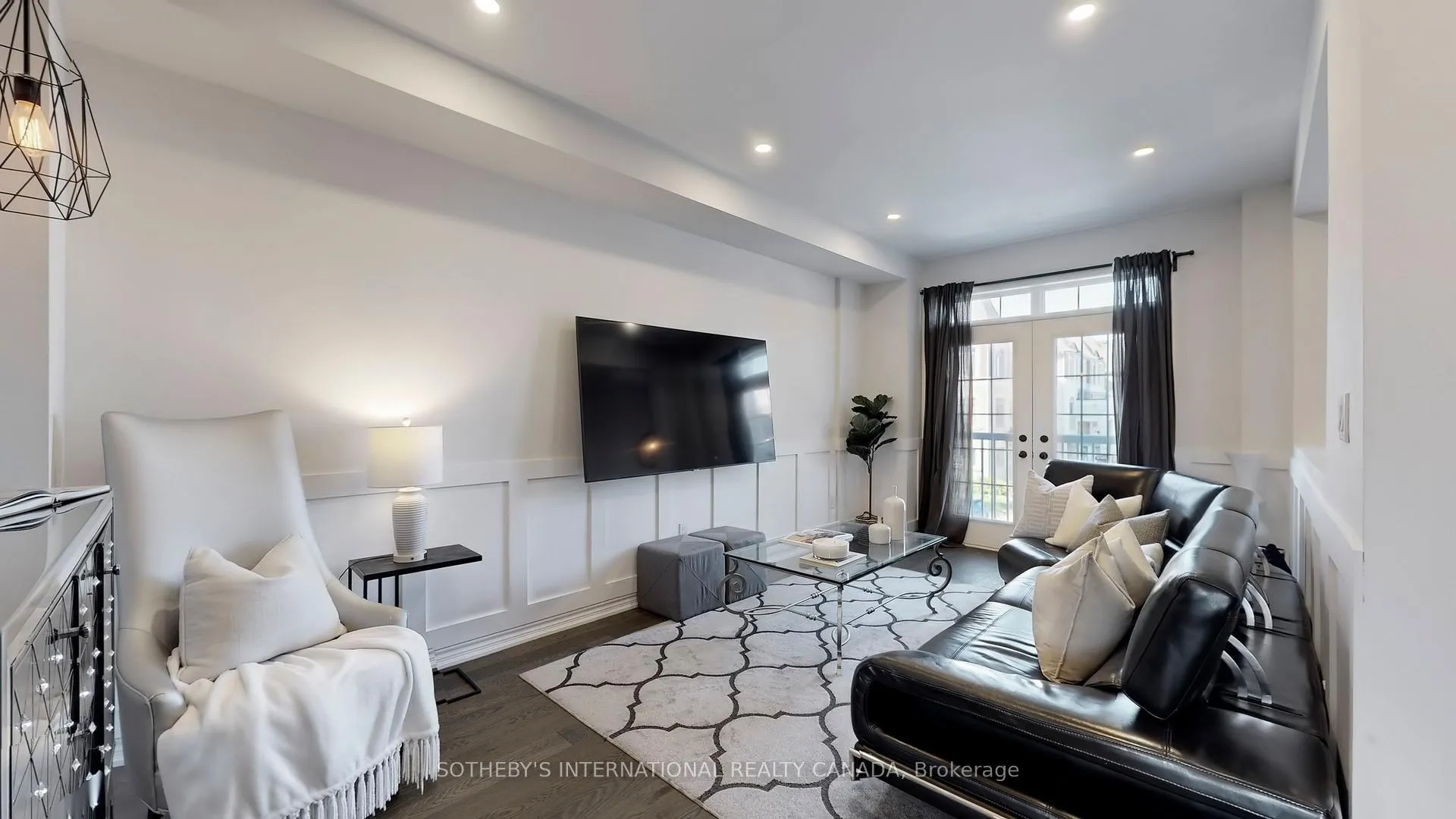 Photo 5 of 160 Sunset Terrace, Vaughan, Vellore Village — HOMEH