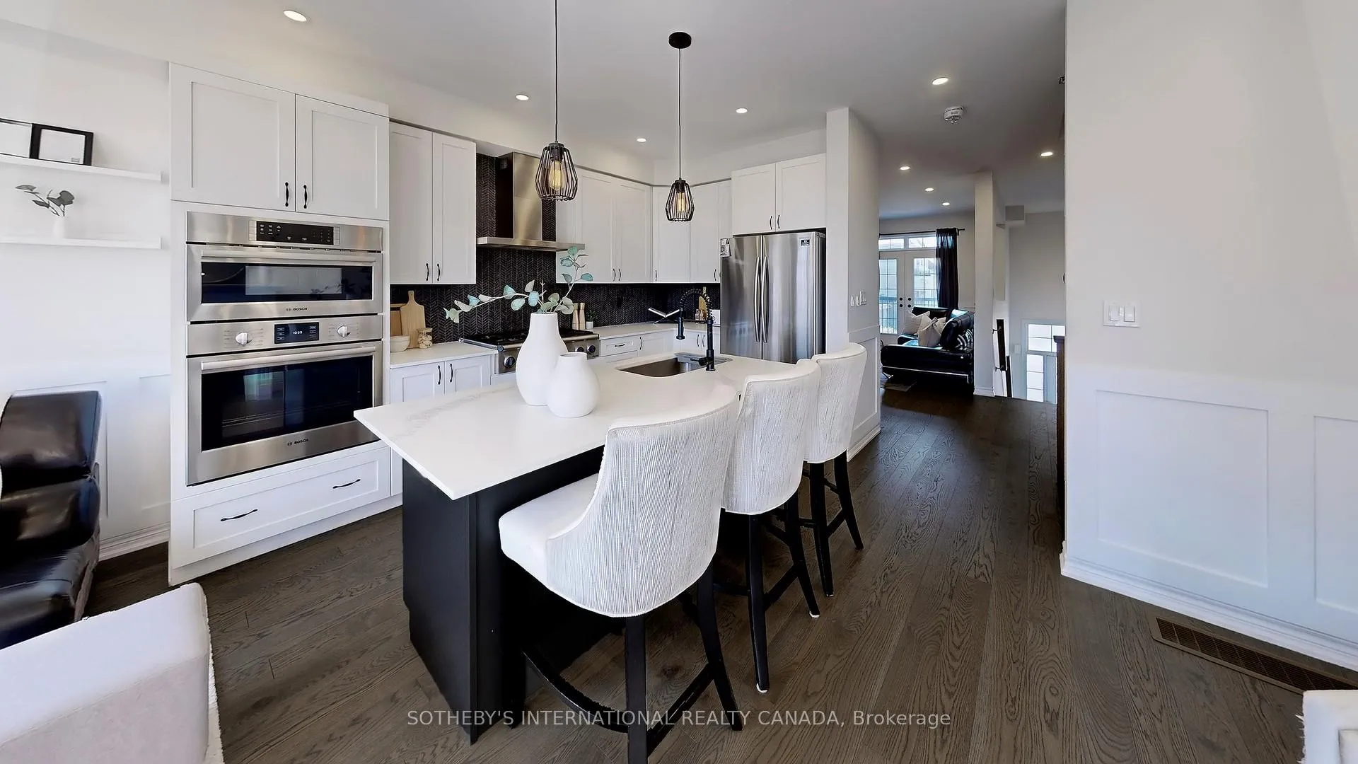 Photo 11 of 160 Sunset Terrace, Vaughan, Vellore Village — HOMEH