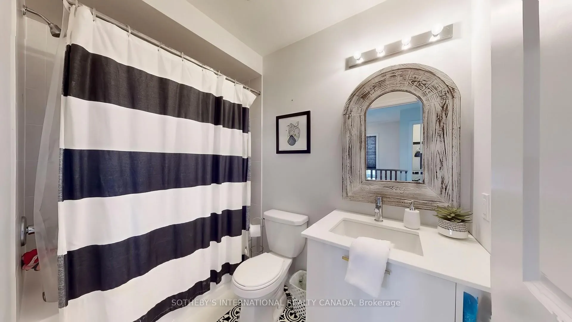 Photo 25 of 160 Sunset Terrace, Vaughan, Vellore Village — HOMEH
