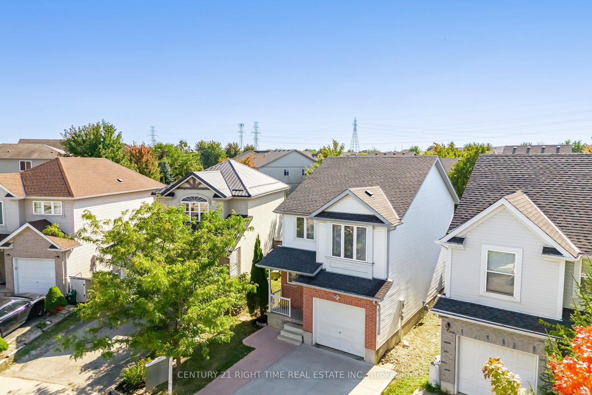 Photo 2 of 525 Chablis Drive, Waterloo — HOMEH