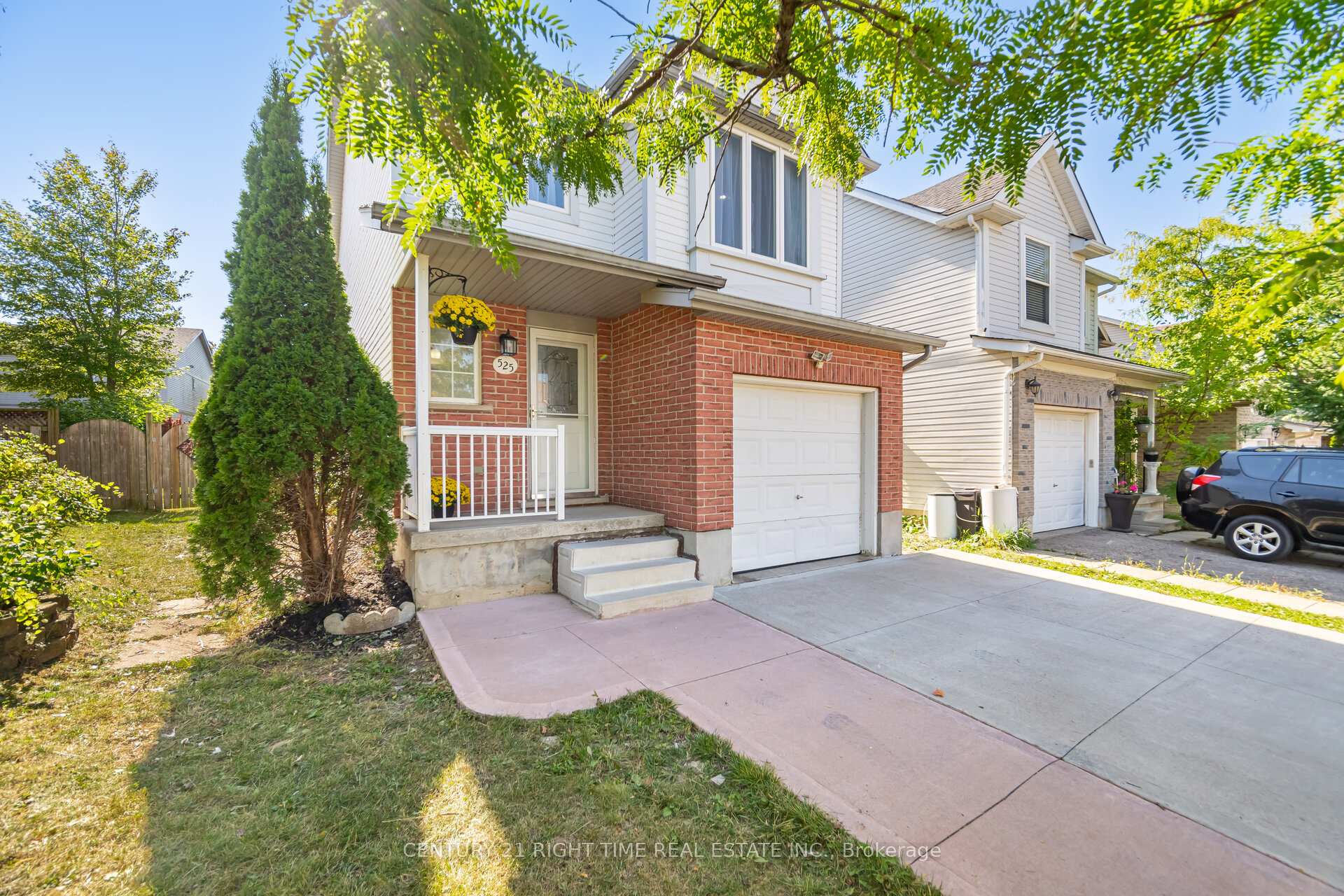 Photo 6 of 525 Chablis Drive, Waterloo — HOMEH