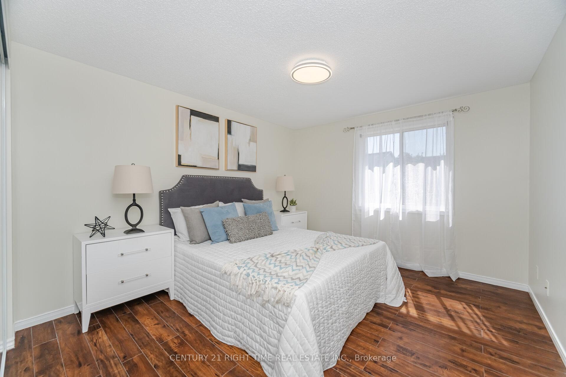 Photo 25 of 525 Chablis Drive, Waterloo — HOMEH