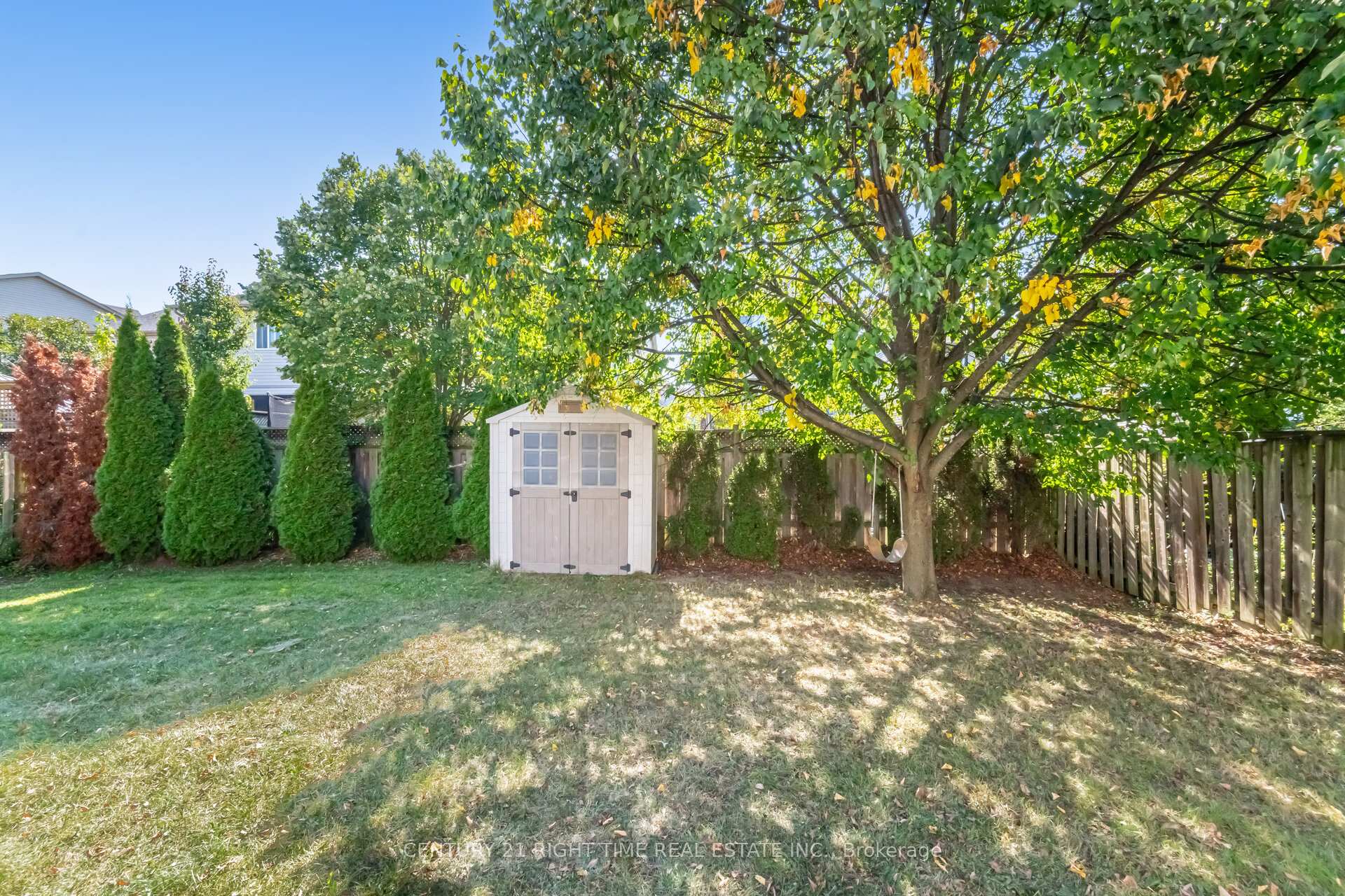 Photo 44 of 525 Chablis Drive, Waterloo — HOMEH