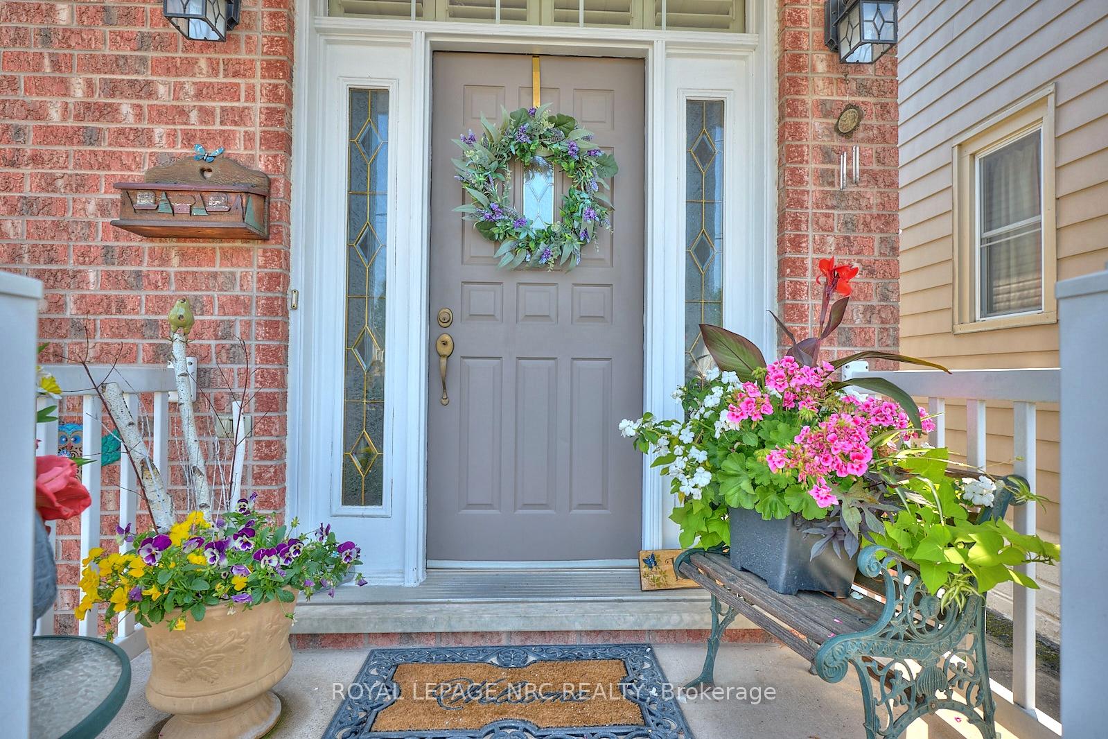 Photo 5 of 32 Wilton Avenue, Welland, Broadway — HOMEH