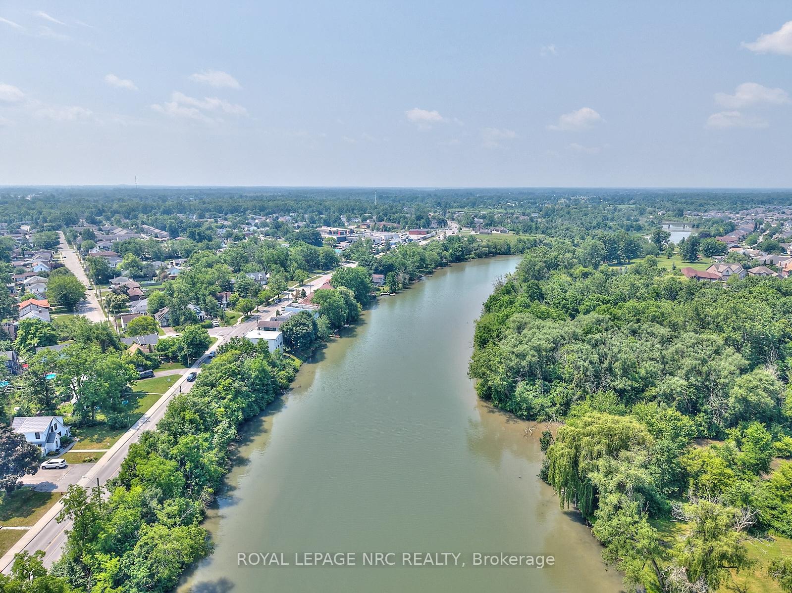 Photo 49 of 32 Wilton Avenue, Welland, Broadway — HOMEH