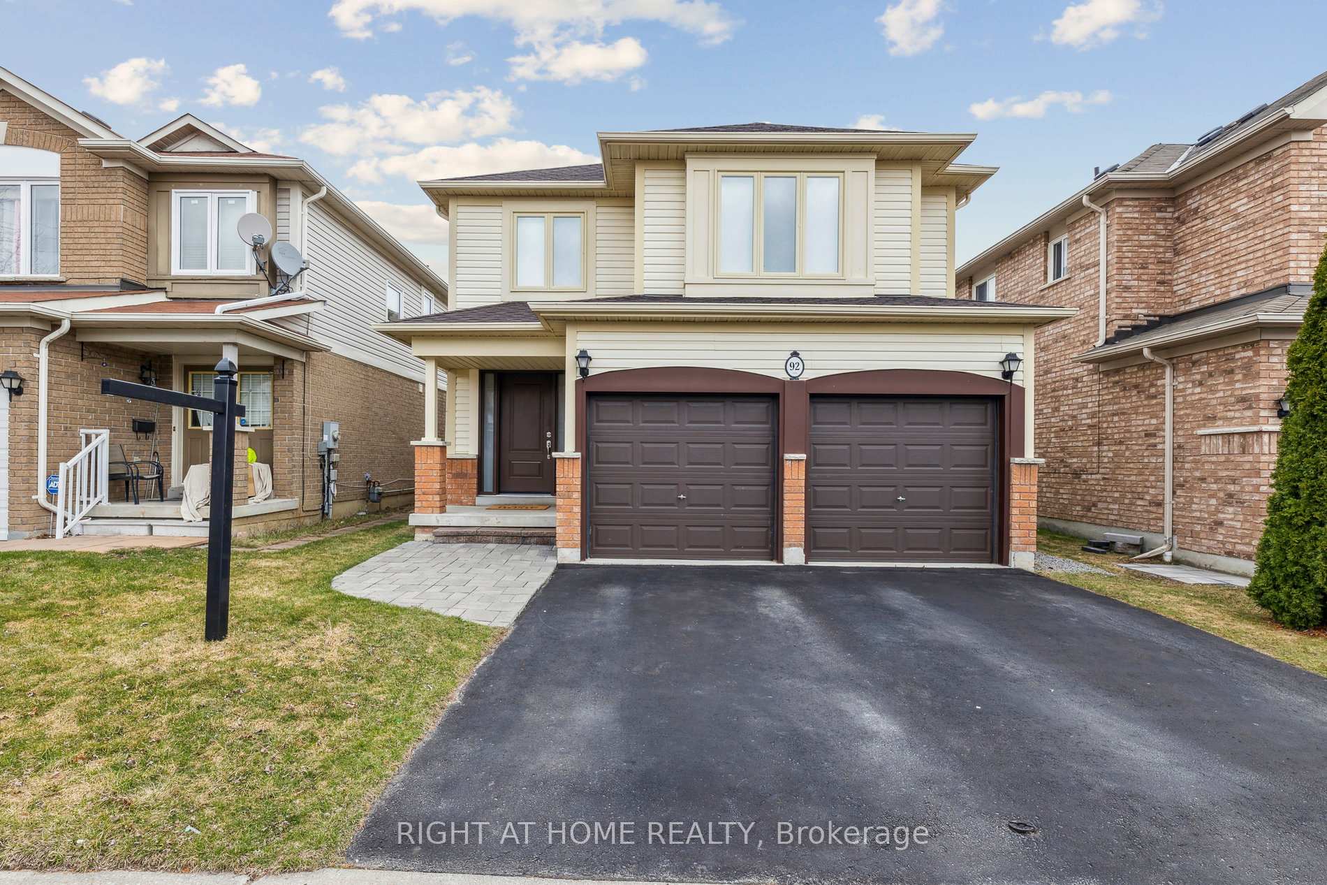 Front of 92 Longueuil Place
