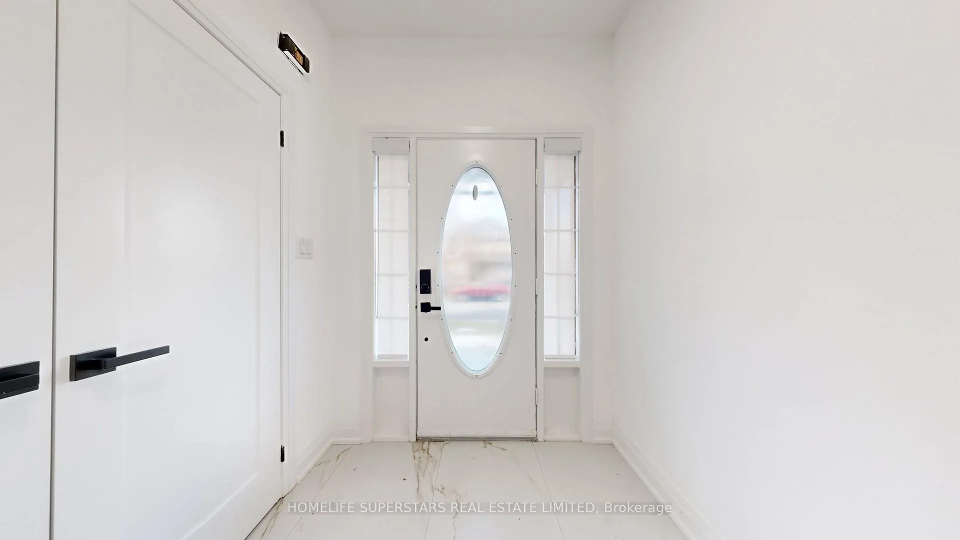Photo 16 of 3 Playfair Road, Whitby, Downtown Whitby — HOMEH