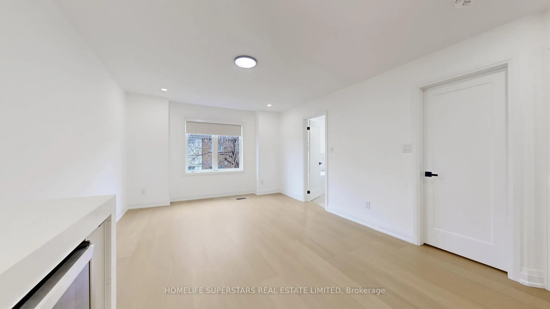 Photo 21 of 3 Playfair Road, Whitby, Downtown Whitby — HOMEH