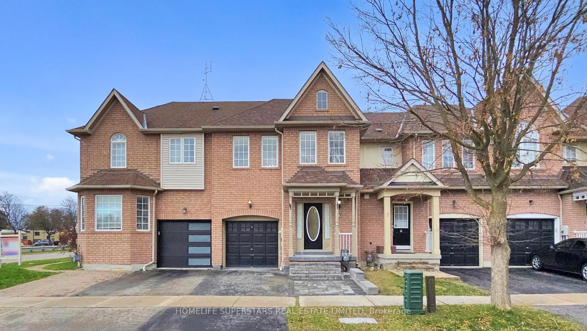Photo 49 of 3 Playfair Road, Whitby, Downtown Whitby — HOMEH