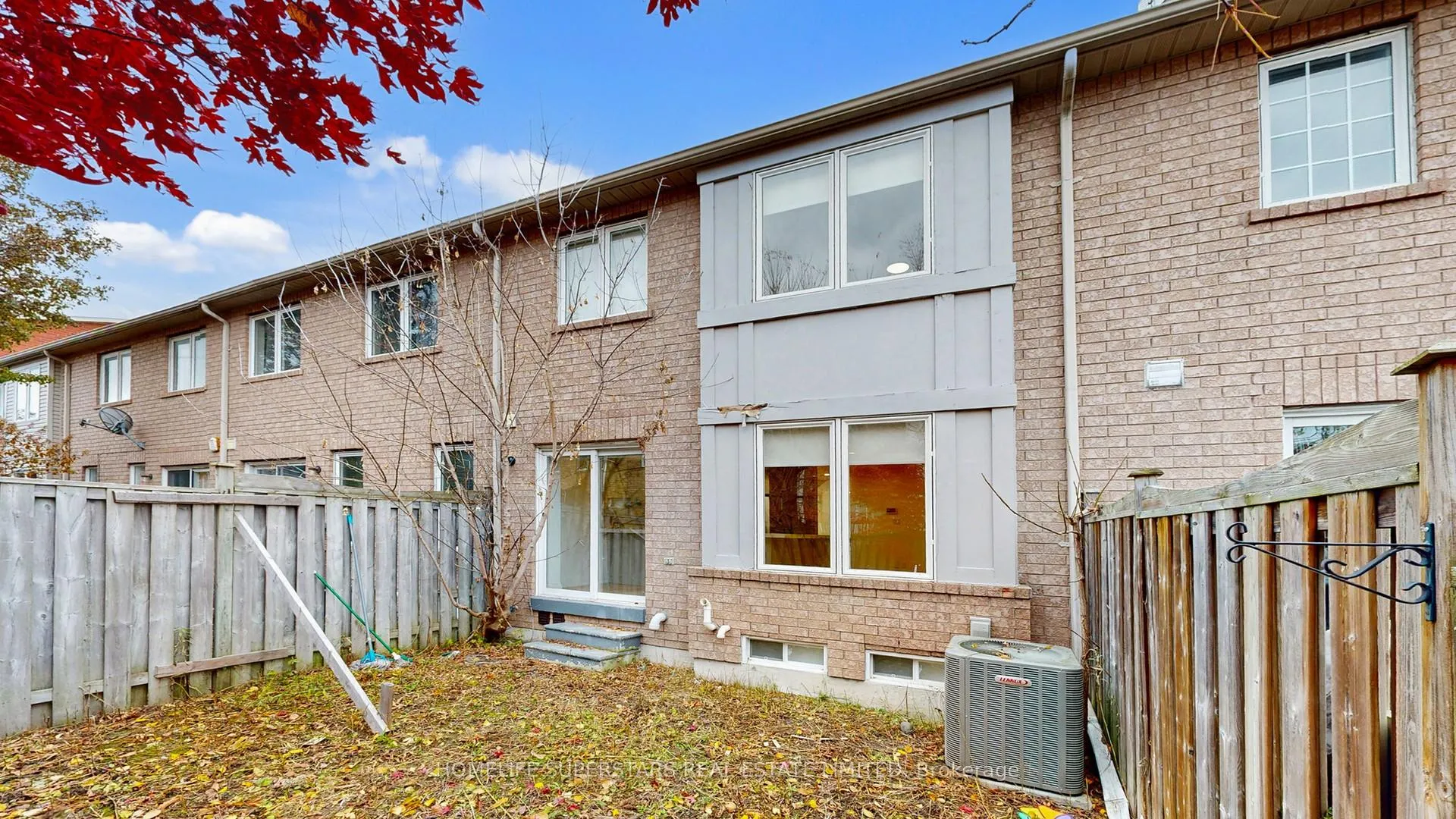 Photo 50 of 3 Playfair Road, Whitby, Downtown Whitby — HOMEH