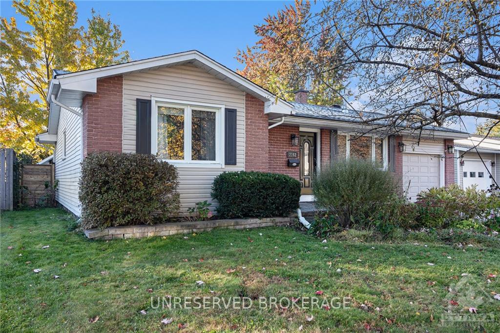 Photo 10 of 2162 Fillmore Crescent, Ottawa, Beacon Hill North — HOMEH