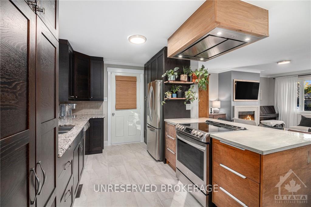 Photo 11 of 2162 Fillmore Crescent, Ottawa, Beacon Hill North — HOMEH