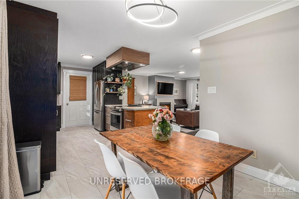 Photo 13 of 2162 Fillmore Crescent, Ottawa, Beacon Hill North — HOMEH