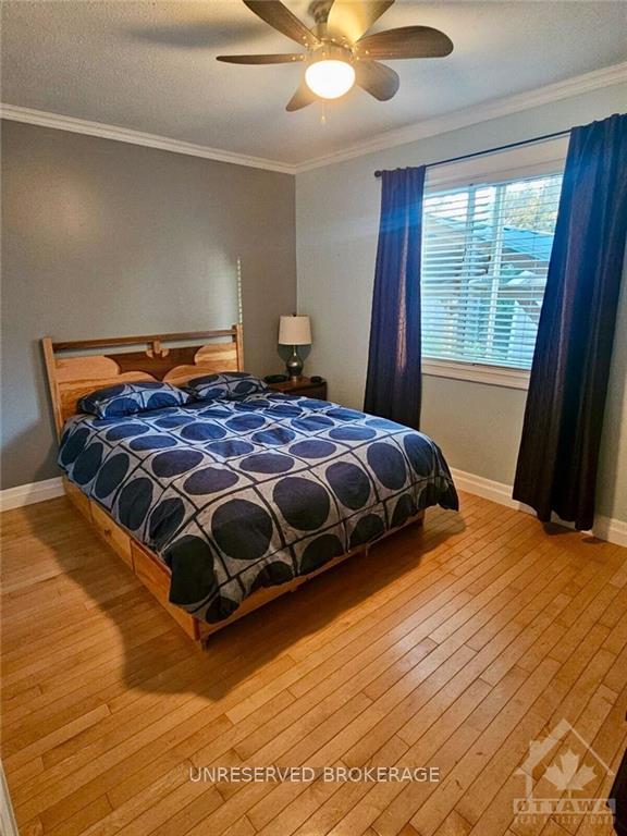 Photo 15 of 2162 Fillmore Crescent, Ottawa, Beacon Hill North — HOMEH
