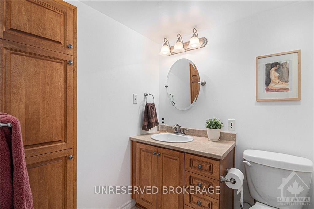 Photo 20 of 2162 Fillmore Crescent, Ottawa, Beacon Hill North — HOMEH