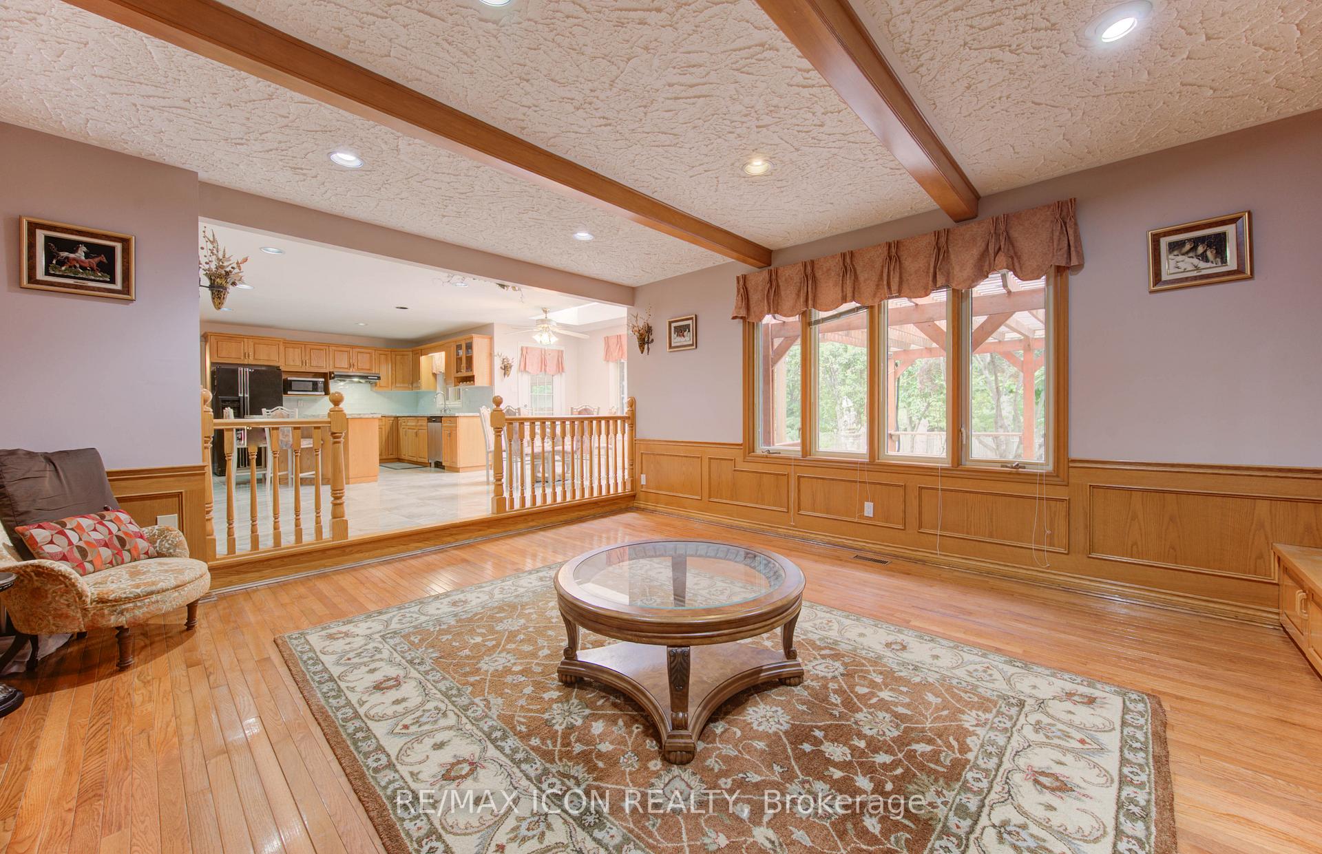Photo 18 of 531 Sandbrooke Court, Waterloo — HOMEH