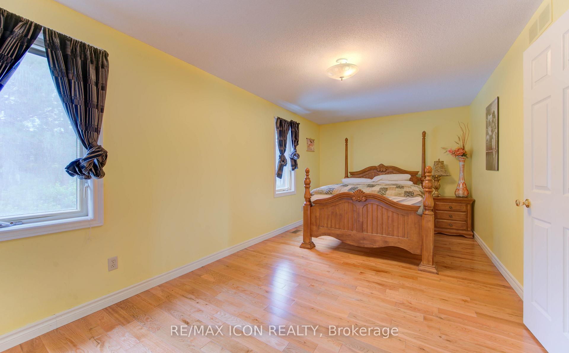 Photo 31 of 531 Sandbrooke Court, Waterloo — HOMEH