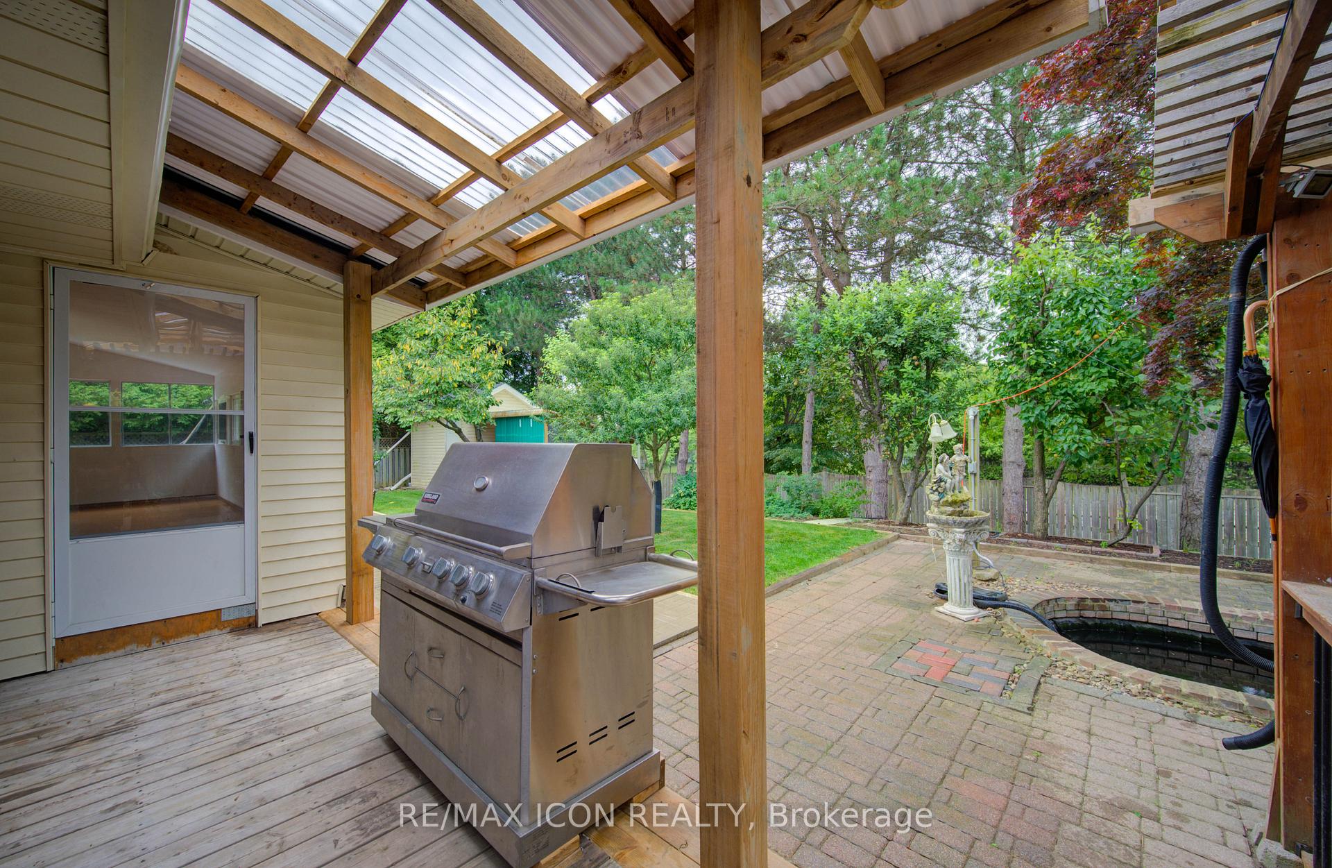 Photo 41 of 531 Sandbrooke Court, Waterloo — HOMEH