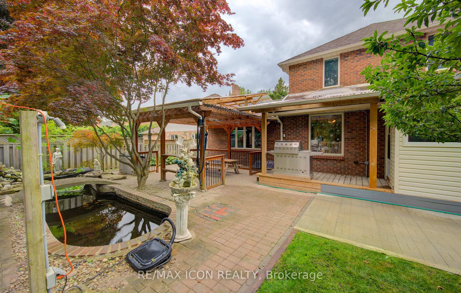 Photo 47 of 531 Sandbrooke Court, Waterloo — HOMEH