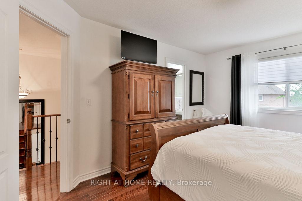 Photo 19 of 140 Moraine Drive, Vaughan, Vellore Village — HOMEH