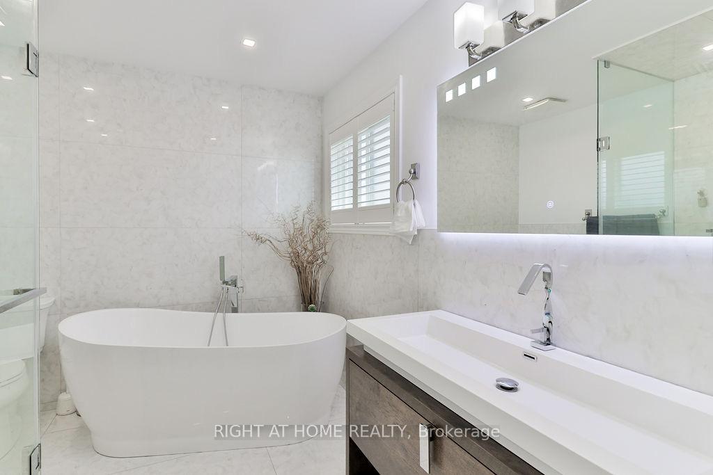 Photo 21 of 140 Moraine Drive, Vaughan, Vellore Village — HOMEH