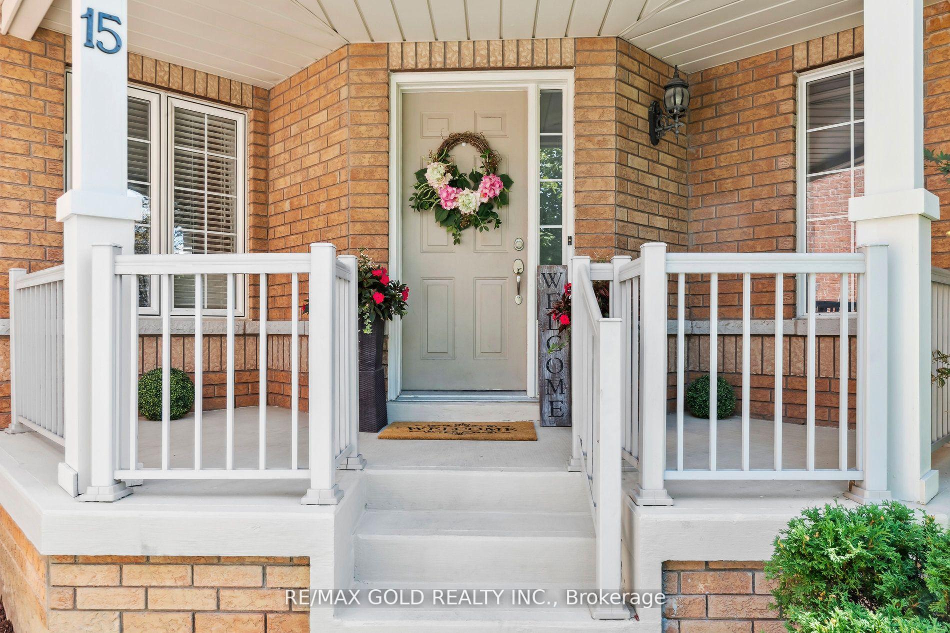 Photo 2 of 15 Blanchard Court, Whitby, Brooklin — HOMEH