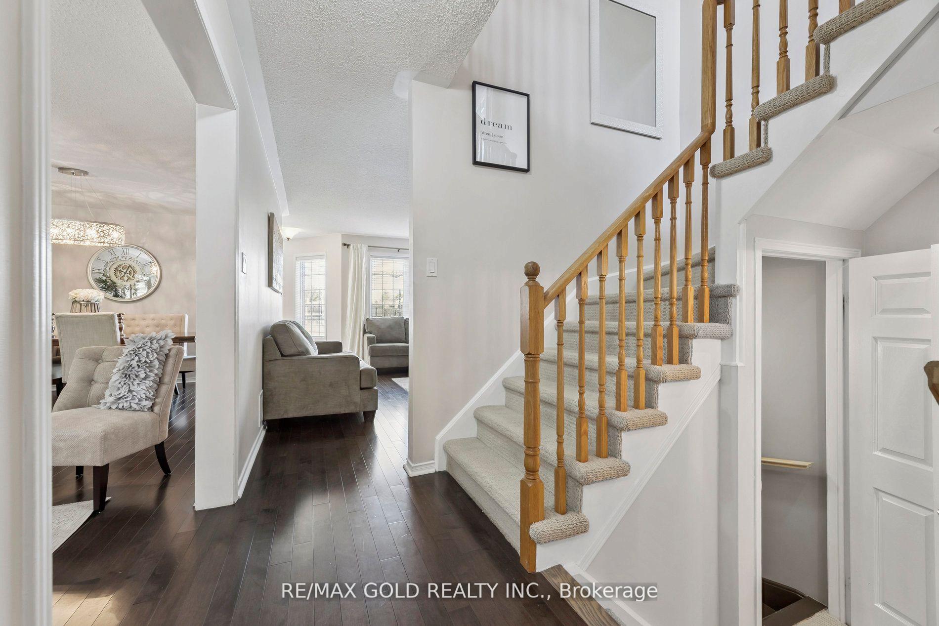 Photo 15 of 15 Blanchard Court, Whitby, Brooklin — HOMEH