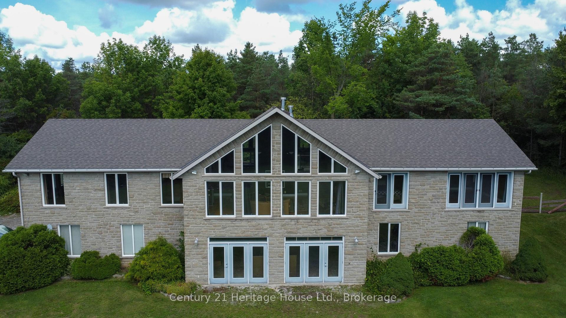 Photo 2 of 323179 Durham Road E, West Grey — HOMEH