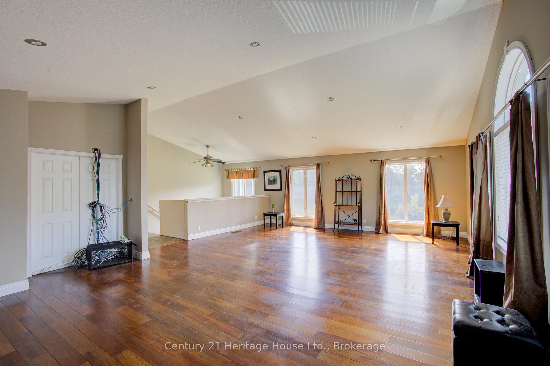 Photo 8 of 323179 Durham Road E, West Grey — HOMEH
