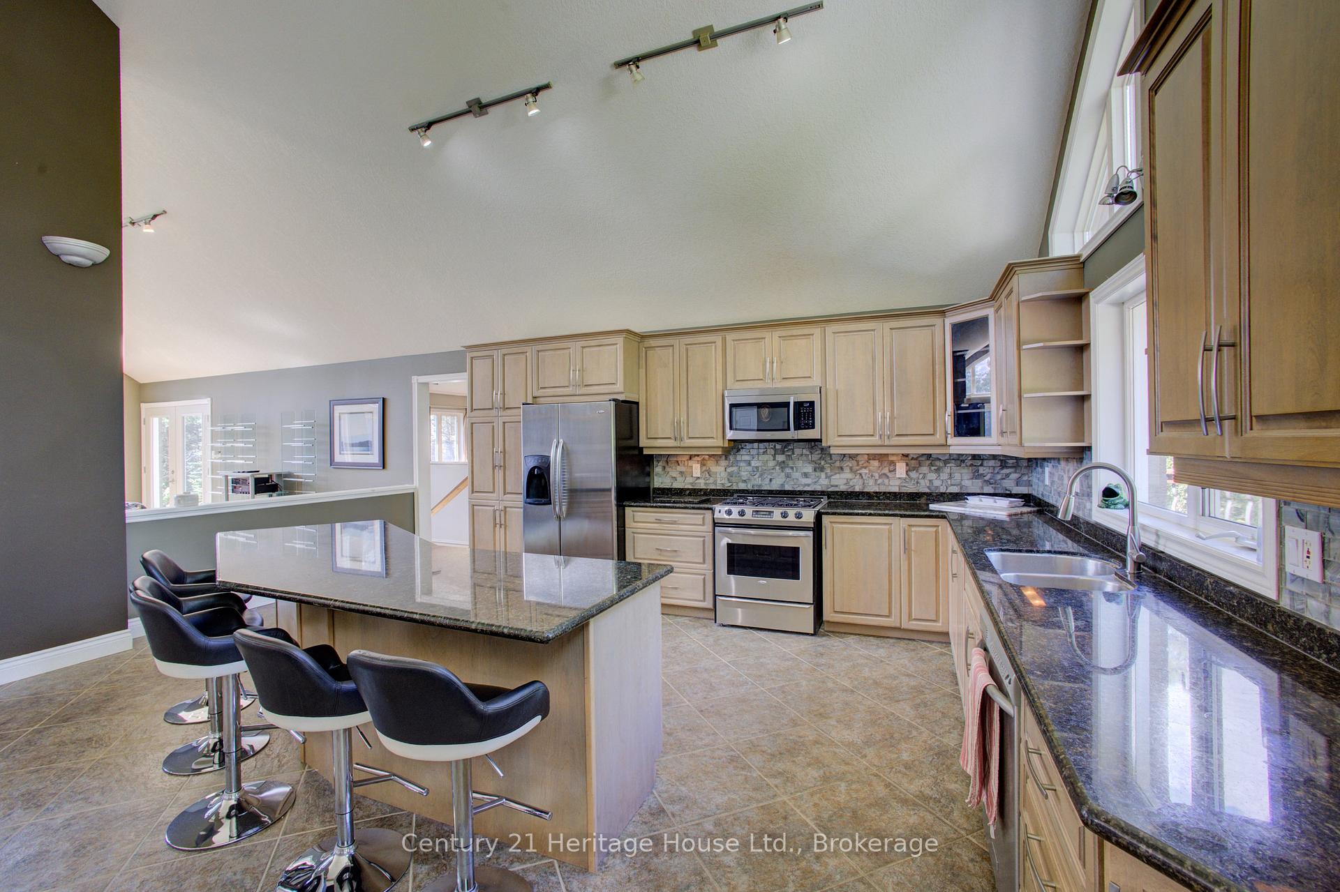 Photo 18 of 323179 Durham Road E, West Grey — HOMEH