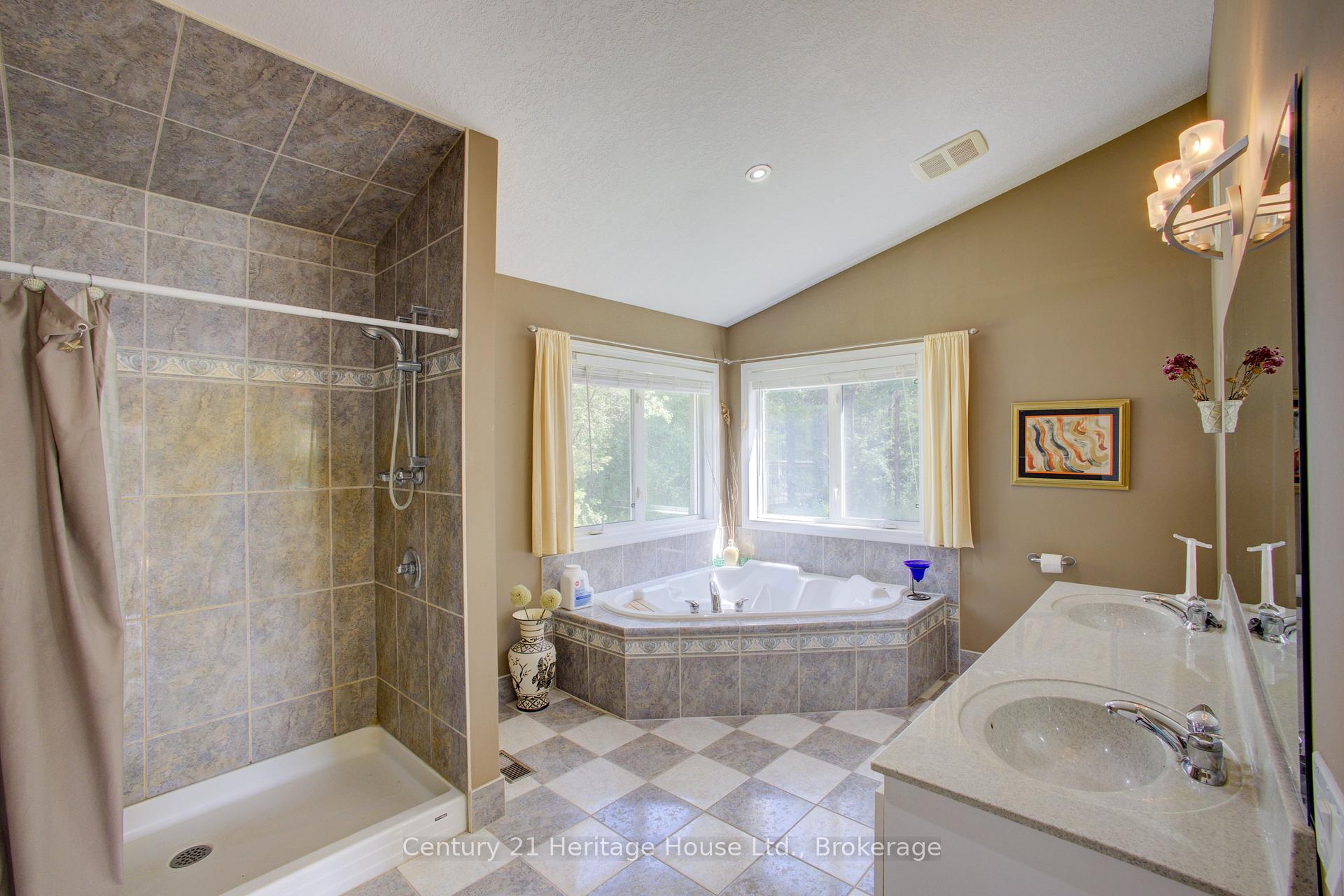 Photo 26 of 323179 Durham Road E, West Grey — HOMEH